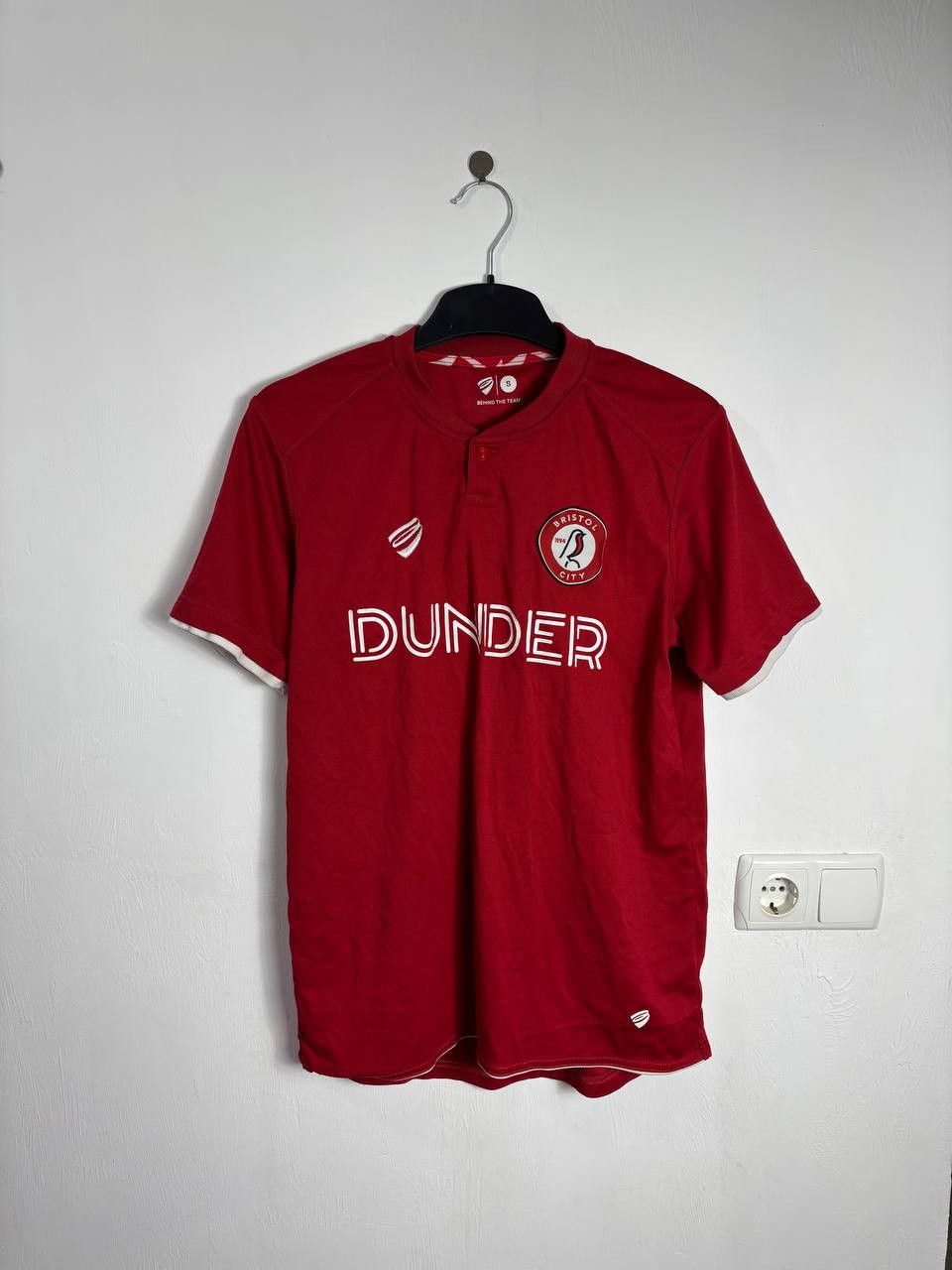 Other Bristol City 2019-2020 Home Jersey T-Shirt Tee Football Size US S / EU 44-46 / 1 - 2 Thumbnail