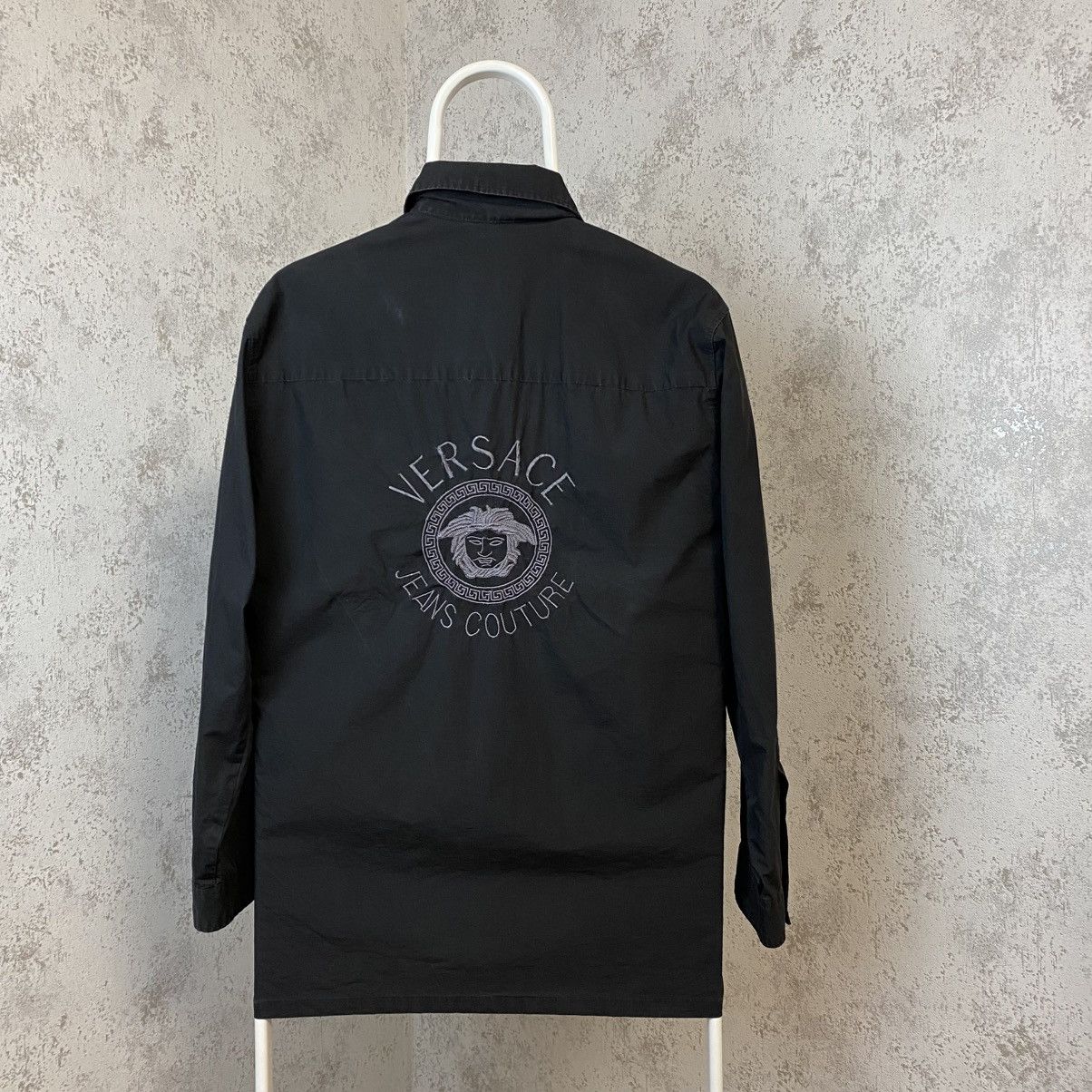 Versace Rare Vintage Versace Shirt Medusa Big Logo Size M Size US M / EU 48-50 / 2 - 1 Thumbnail