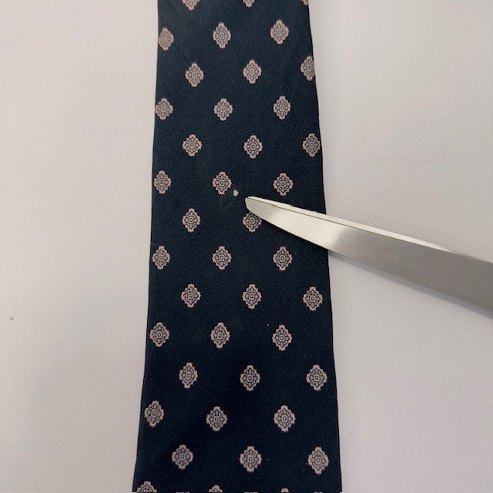 Other Reis of New Haven Men's VINTAGE 100% Silk Tie Handmade BLK Size ONE SIZE - 4 Thumbnail