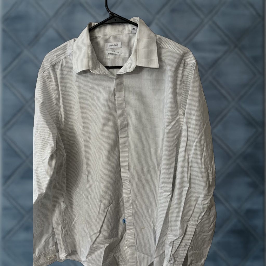 Calvin Klein Calvin Klein Dress Shirt Men 16.5 White Striped Slim Fit Non-Iron Size US L / EU 52-54 / 3 - 1 Thumbnail