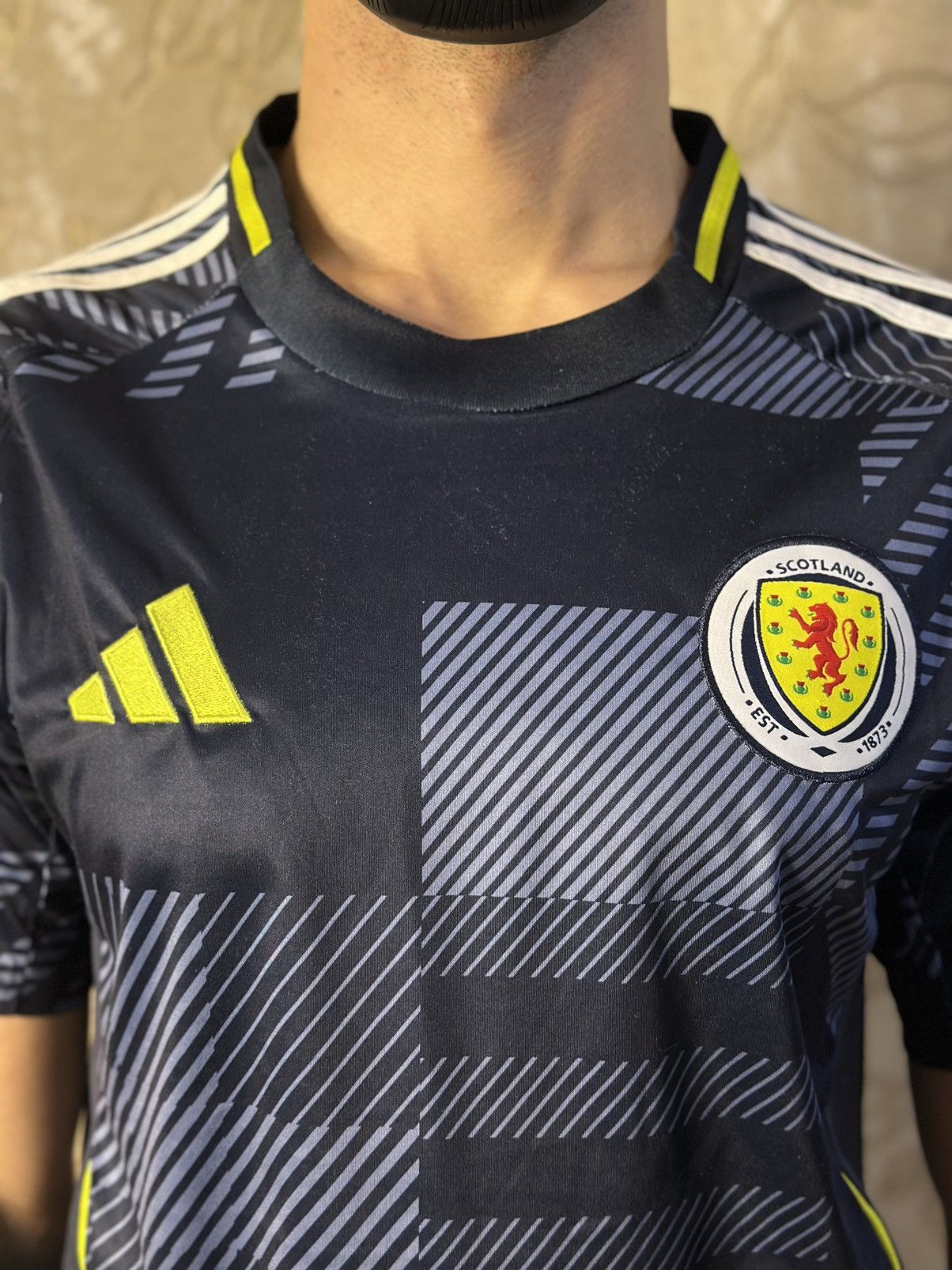Adidas ADIDAS SCOTLAND FOOTBALL JERSEY Size US M / EU 48-50 / 2 - 4 Thumbnail