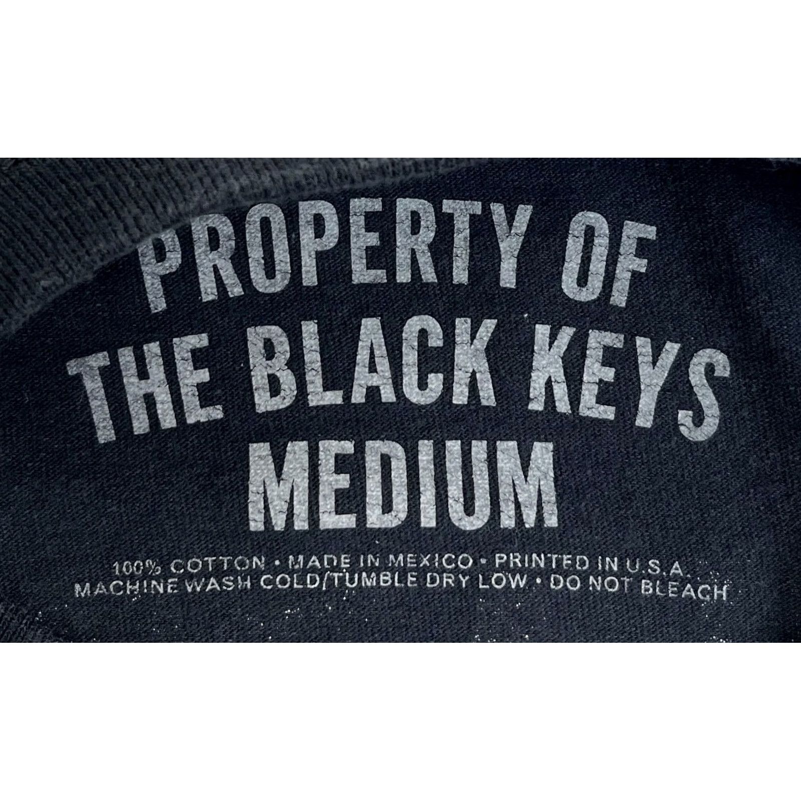 Vintage The Black Keys 2019 World Tour Long Sleeve T-Shirt Mens M Double-Sided Solid Black Cotton Shirt Size US M / EU 48-50 / 2 - 5 Thumbnail