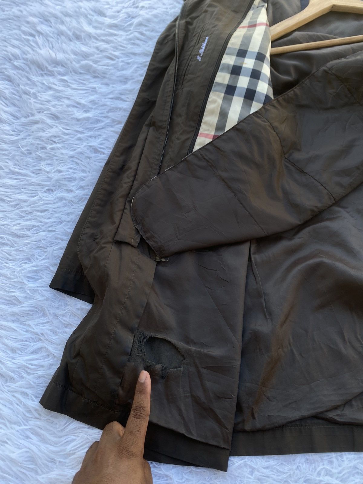 Burberry Rare Vintage Burberry Nylon Long Jacket Size US L / EU 52-54 / 3 - 20 Thumbnail