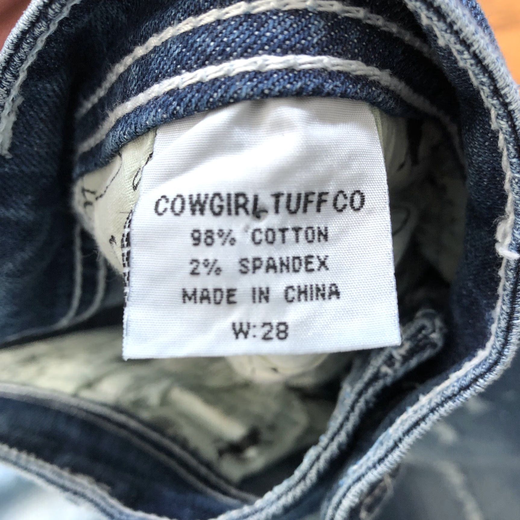 Denime COWGIRL TUFF Capri Jeans Womens 28 Blue Distressed Sequin Denim 5-Pocket Zip Rise 8 Inseam 24 Festival Cowboy Size 28" / US 6 / IT 42 - 7 Thumbnail