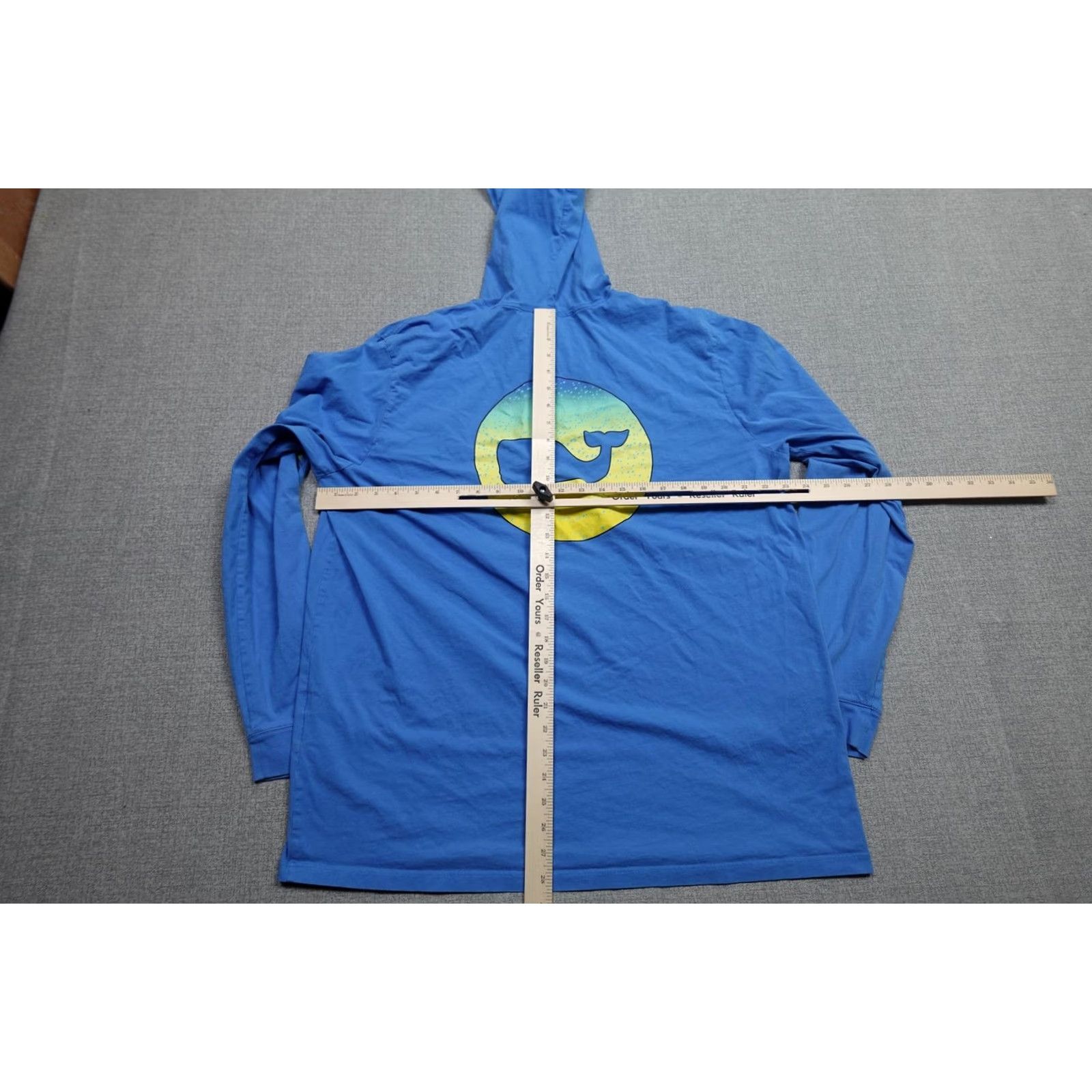 Vineyard Vines Vineyard Vines Sweatshirt Sweatshirt Men XL Blue Hooded Whale Graphic Long Sleeve Crew Neck Pullover Logo Pocket All Seasons Lightweight Tagless Size US XL / EU 56 / 4 - 5 Thumbnail