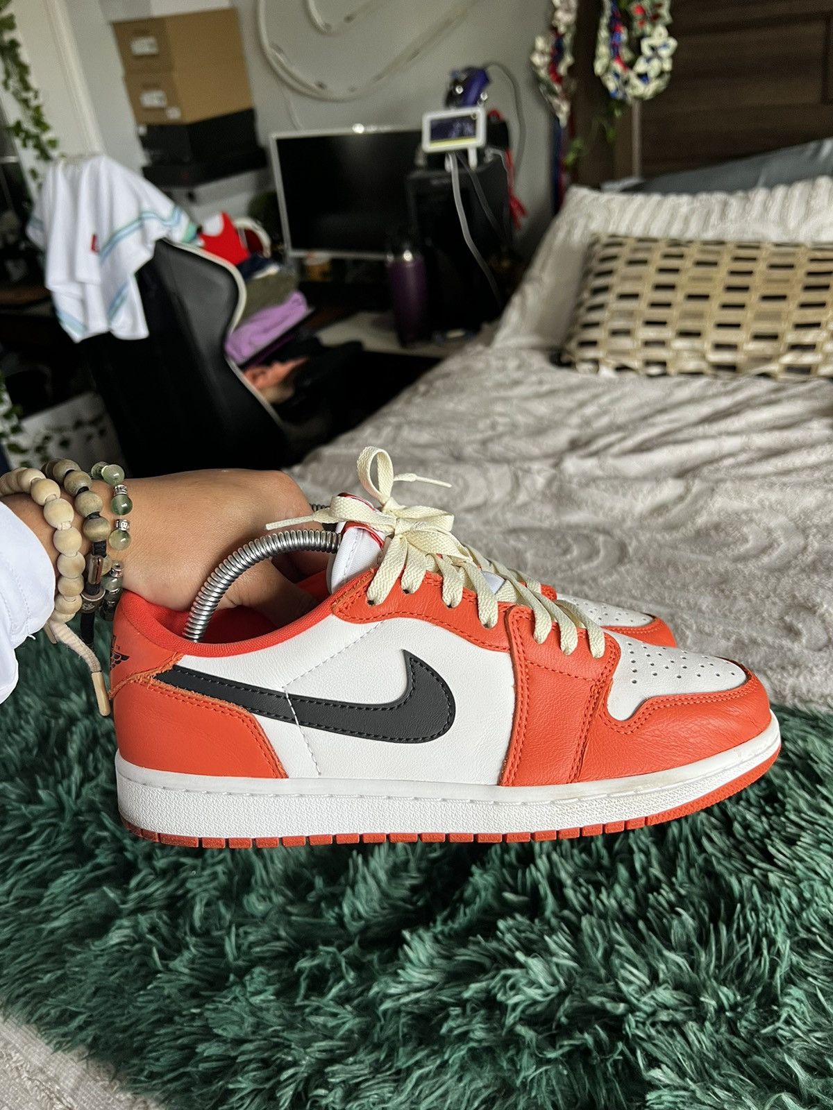 Jordan Brand Air Jordan 1 Low OG “Starfish” Size 8 Size US 8 / EU 41 - 1 Thumbnail