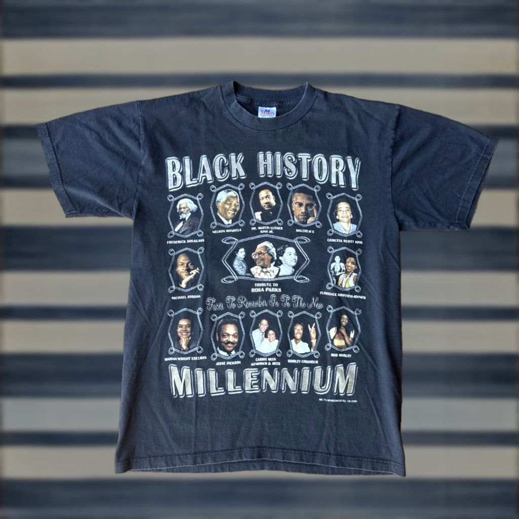 Iro VINTAGE 90s Black History MLK Malcolm X Jordan Rosa T-Shirt Large Mens Cotton Graphic Print Crew Neck Short Sleeve MT9s Size US L / EU 52-54 / 3 - 1 Thumbnail