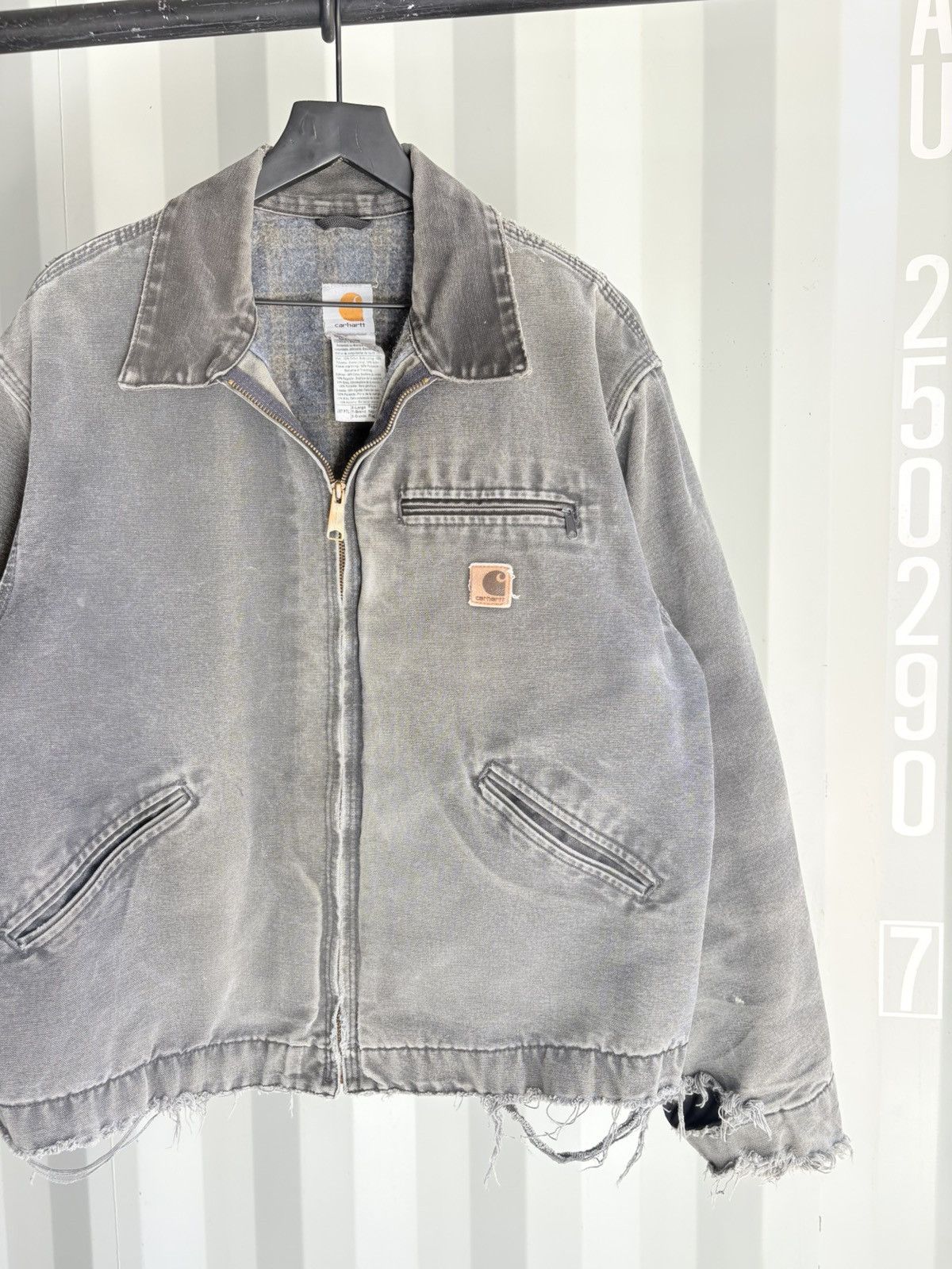 Carhartt Vintage Carhartt Detroit Faded Thrashed Jacket ERD GRUNGE Size US XL / EU 56 / 4 - 3 Thumbnail