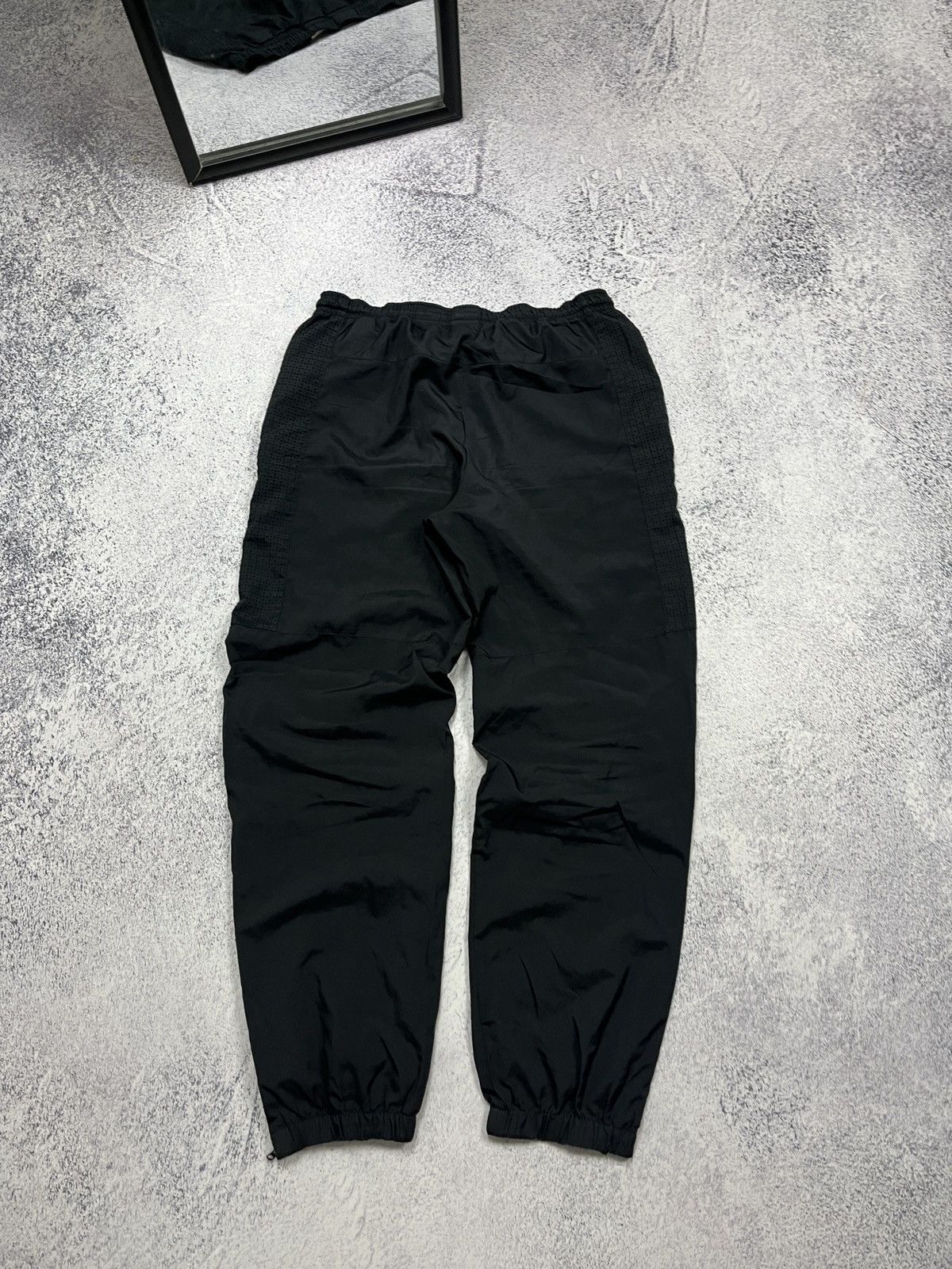 Nike Vintage Y2k Nike Manchester United Nylon Track Pants Drill Size US 30 / EU 46 - 19 Thumbnail