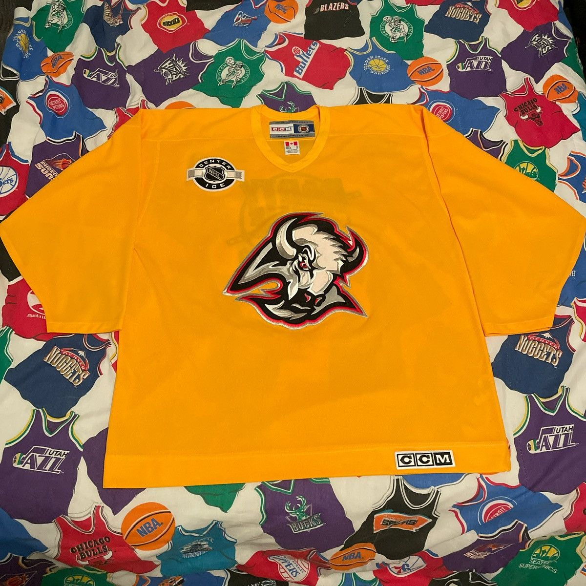 Ccm × NHL × Vintage Vintage NHL Buffalo Sabres Center Ice Goat Practice Jersey Size US XL / EU 56 / 4 - 1 Thumbnail