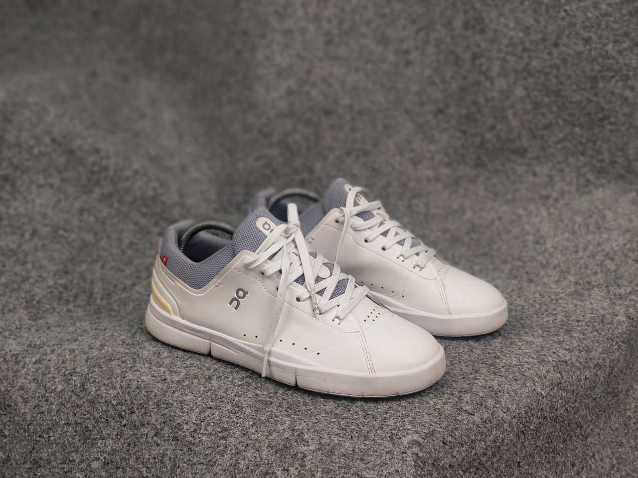 On On The Roger on cloud swiss Advantage Lilac Sneakers Shoes Size US 9.5 / IT 39.5 - 4 Thumbnail