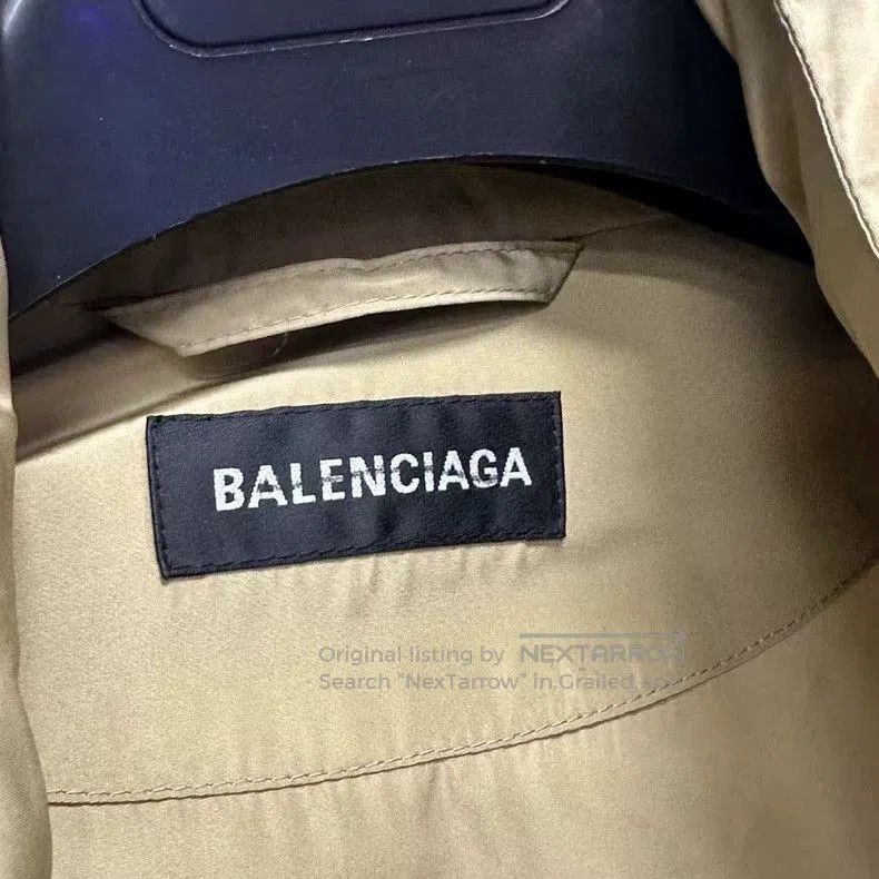Balenciaga Balenciaga Beige Back Logo Windbreaker Jacket. Size US XS / EU 42 / 0 - 3 Thumbnail