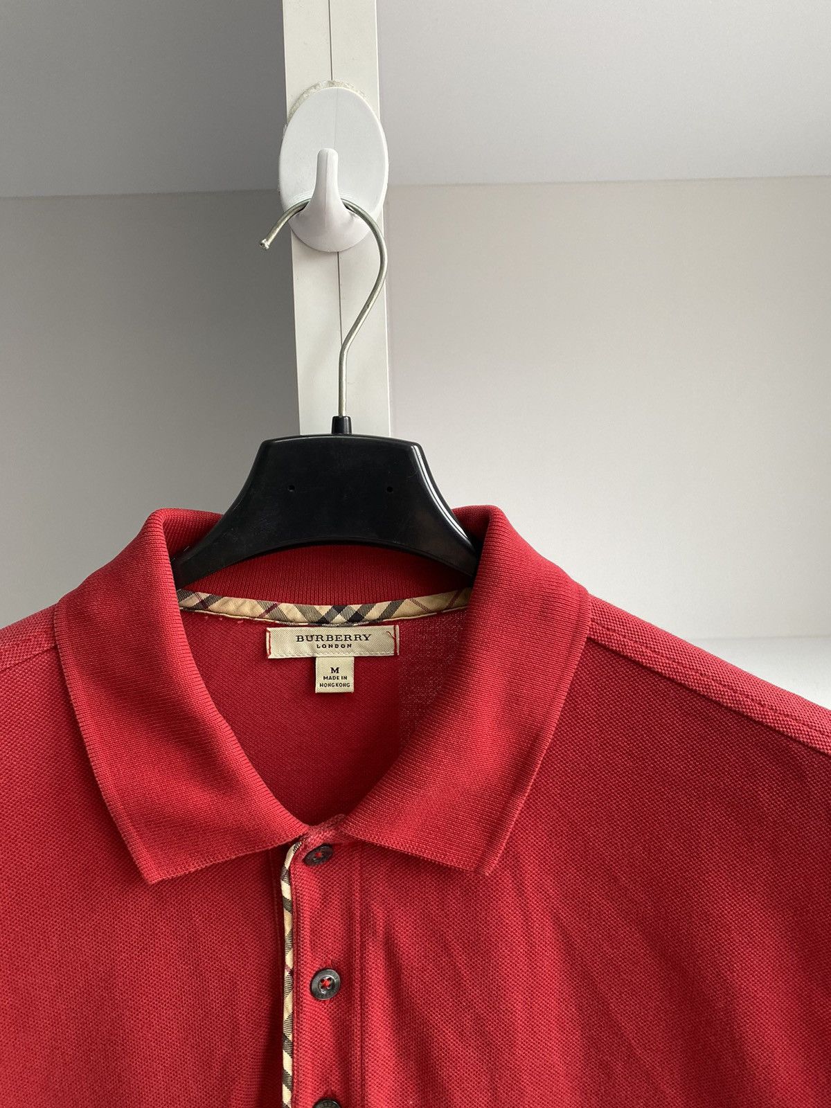 Burberry × Vintage Vintage Burberry Red Polo T-Shirt Size US M / EU 48-50 / 2 - 8 Thumbnail