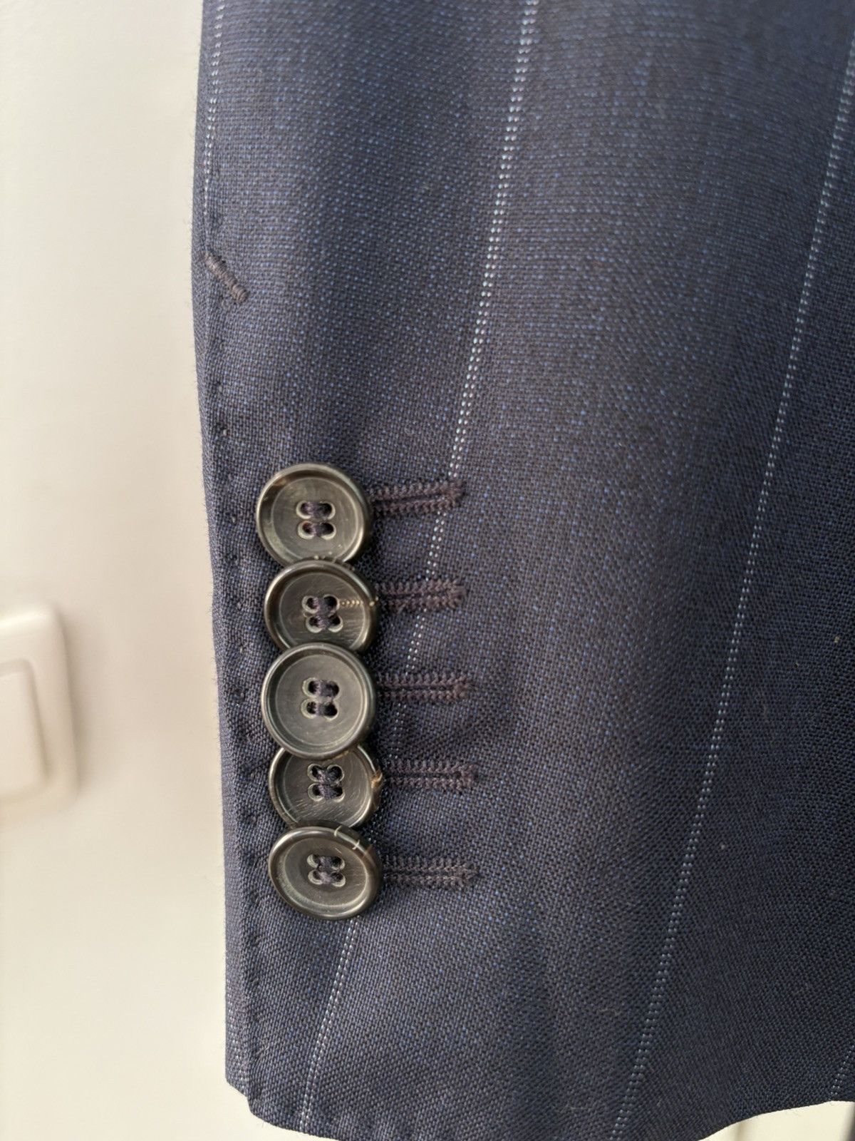 Designer × Hugo Boss Exclusive Men’s Hugo Boss Selection Suit – 100% Virgin Wool Size 46L - 5 Thumbnail