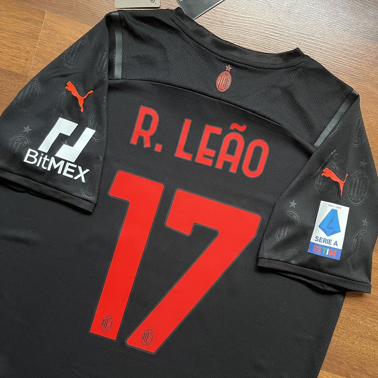 Puma × Vintage NWT AC MILAN PUMA 2021/2022 FOOTBALL THIRD JERSEY #17 LEAO Size US L / EU 52-54 / 3 - 18 Thumbnail
