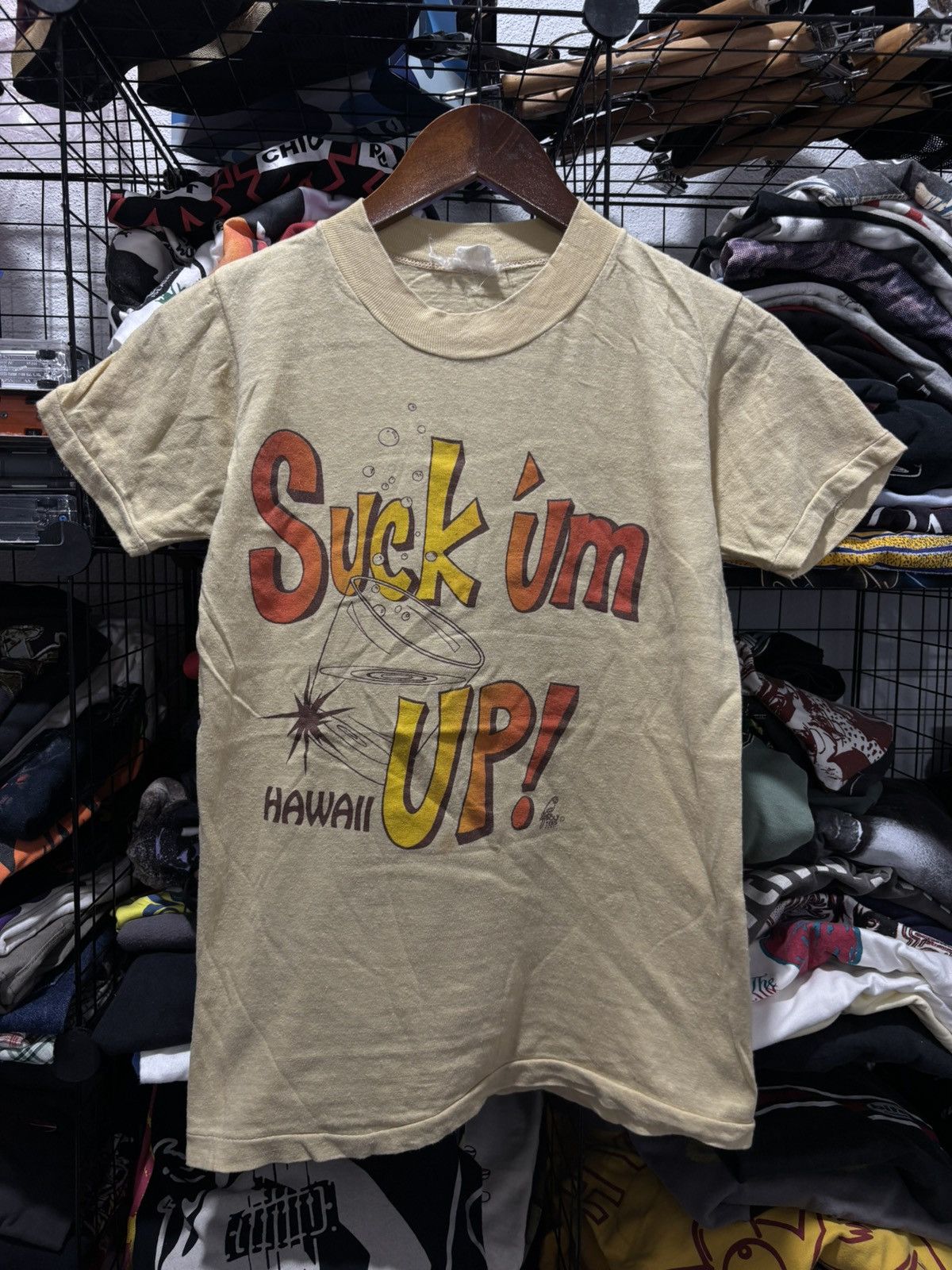 Vintage Vintage Hawaii Suck Um Up Poly Tees Tshirt Size US S / EU 44-46 / 1 - 2 Thumbnail