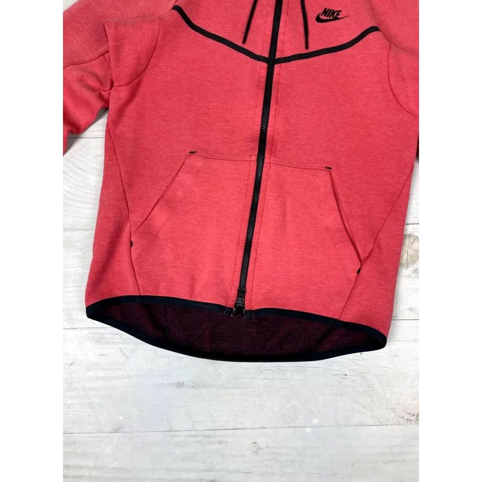 Nike Nike Tech Fleece Hoodie Men XS Red Size US XS / EU 42 / 0 - 2 Thumbnail