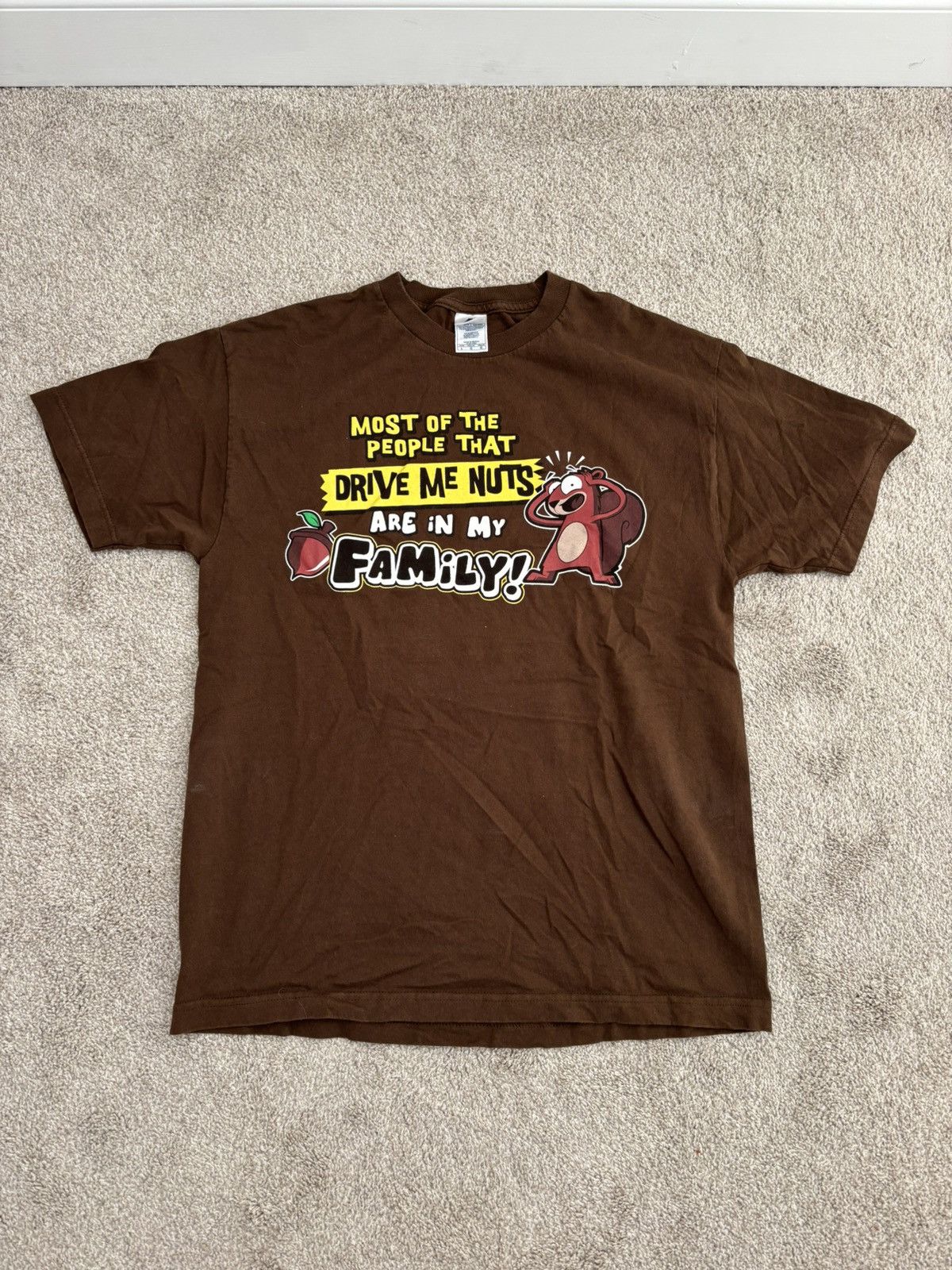 Alstyle Vintage My Family Drives Me Nuts T Shirt Size US L / EU 52-54 / 3 - 1 Thumbnail