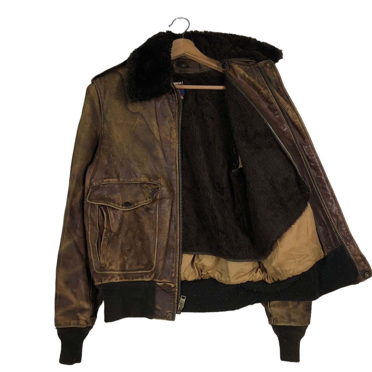 Schott 🔥VINTAGE A2 FLYERS LEATHER JACKET SCHOTT USA SPORTSWEAR Size US M / EU 48-50 / 2 - 8 Thumbnail