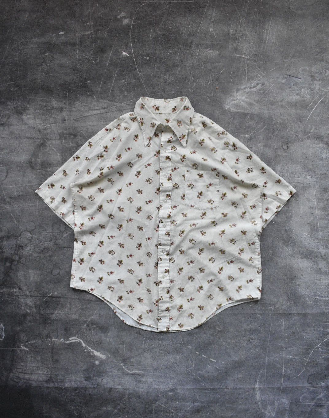 Vintage Vintage 80s/90s Bonaire Floral Print Buttondown Shirt (XL) Size US XL / EU 56 / 4 - 1 Thumbnail