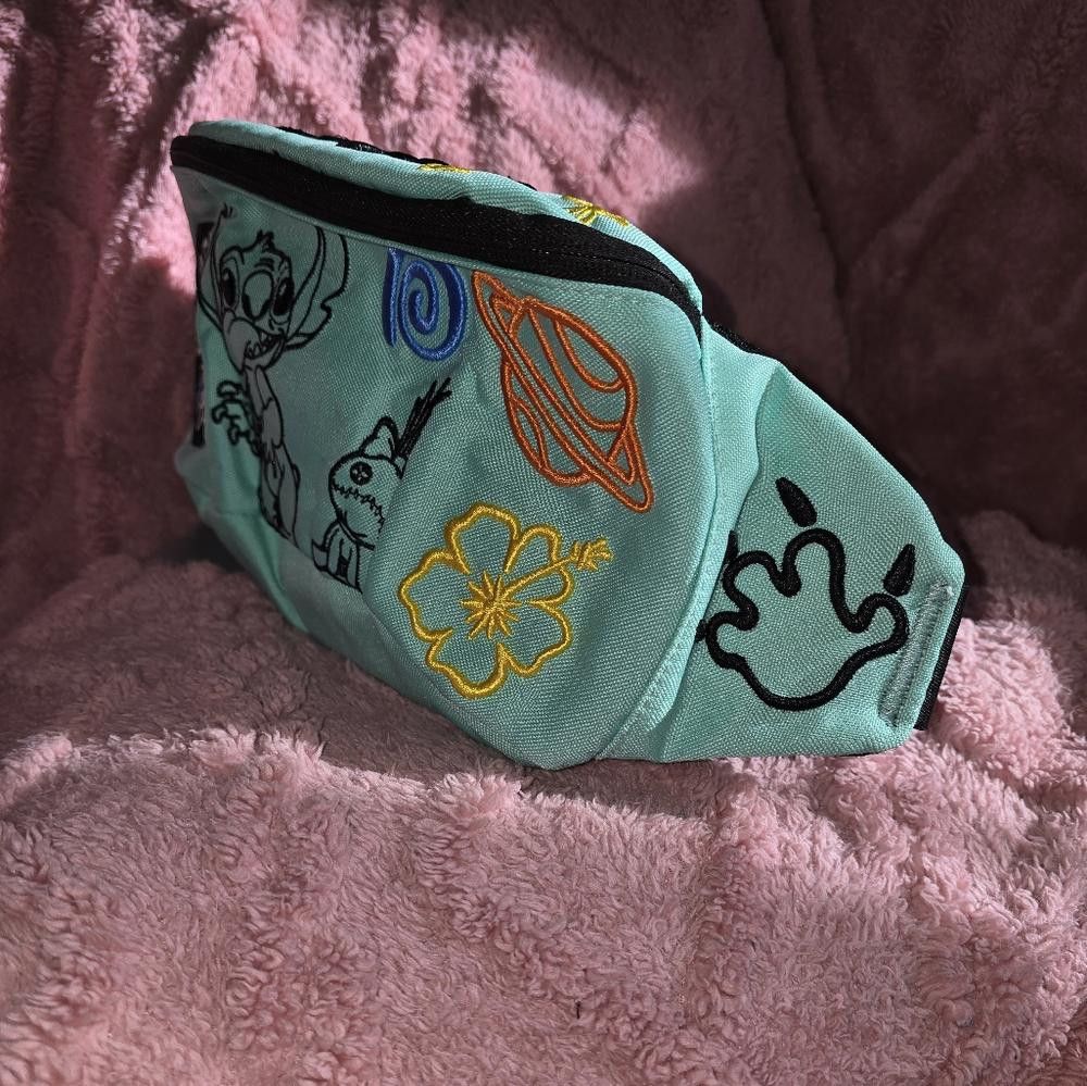 Disney Disney Parks Lilo & Stitch & Scrump Fanny Pack Size ONE SIZE - 2 Thumbnail