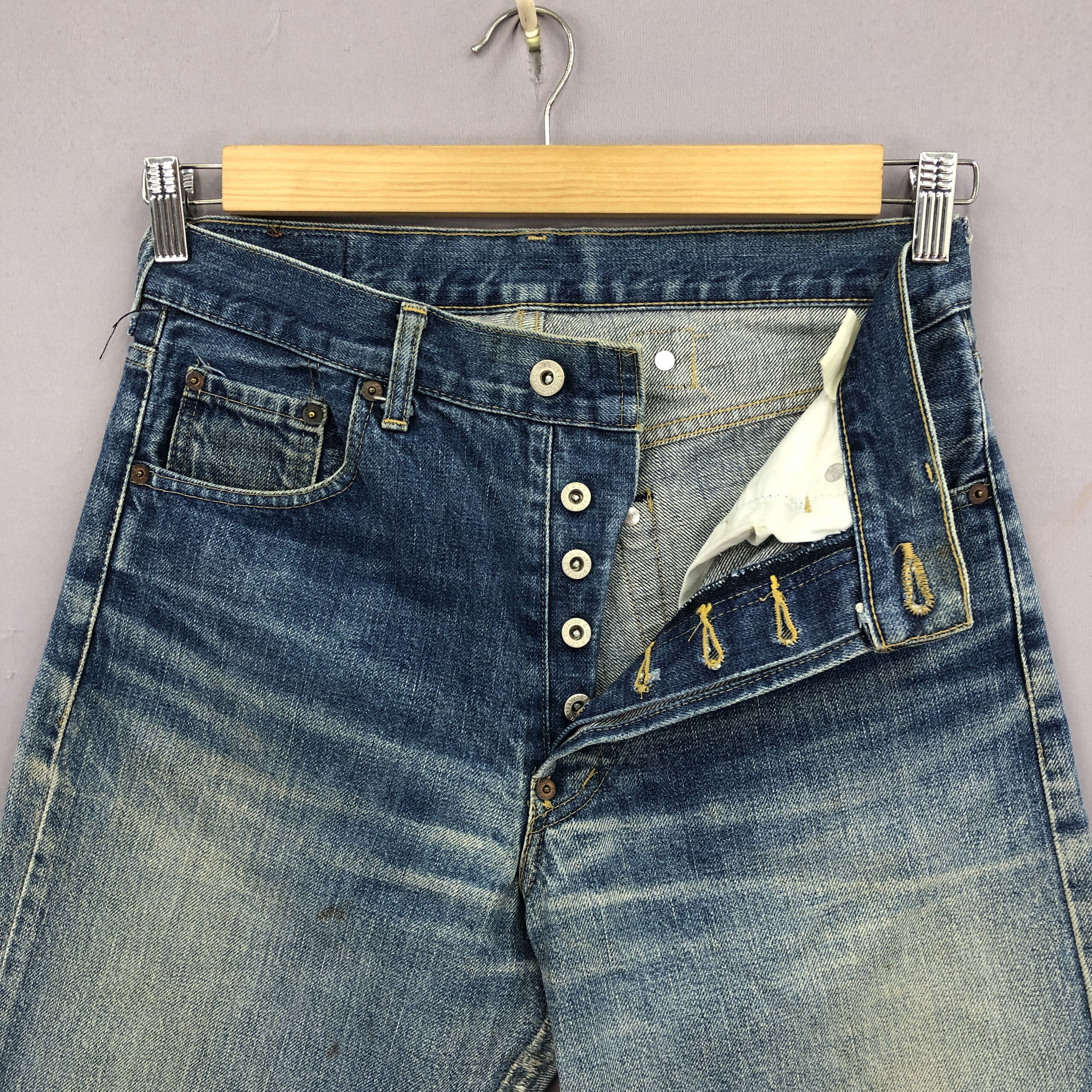 Levi's Vintage Levis 701xx Selvedge Jeans Levi's Light Wash Denim Size 28" / US 6 / IT 42 - 6 Thumbnail