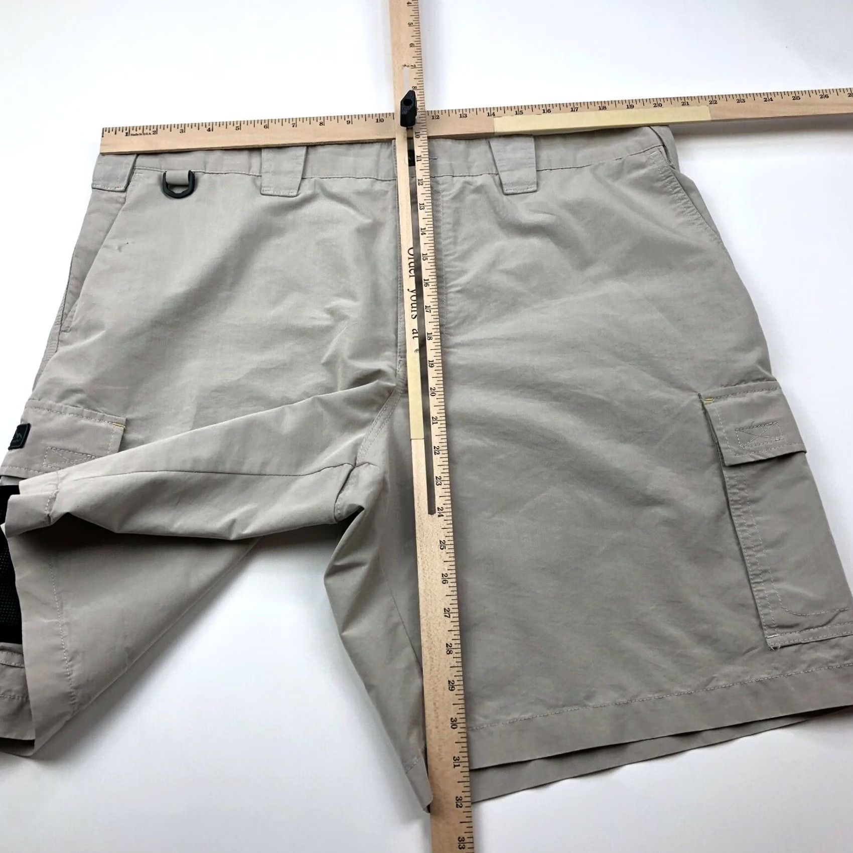 Eddie Bauer Eddie Bauer 40 Mens Beige Cargo Casual Flat Front Walking Shorts Size US 40 / EU 56 - 4 Thumbnail
