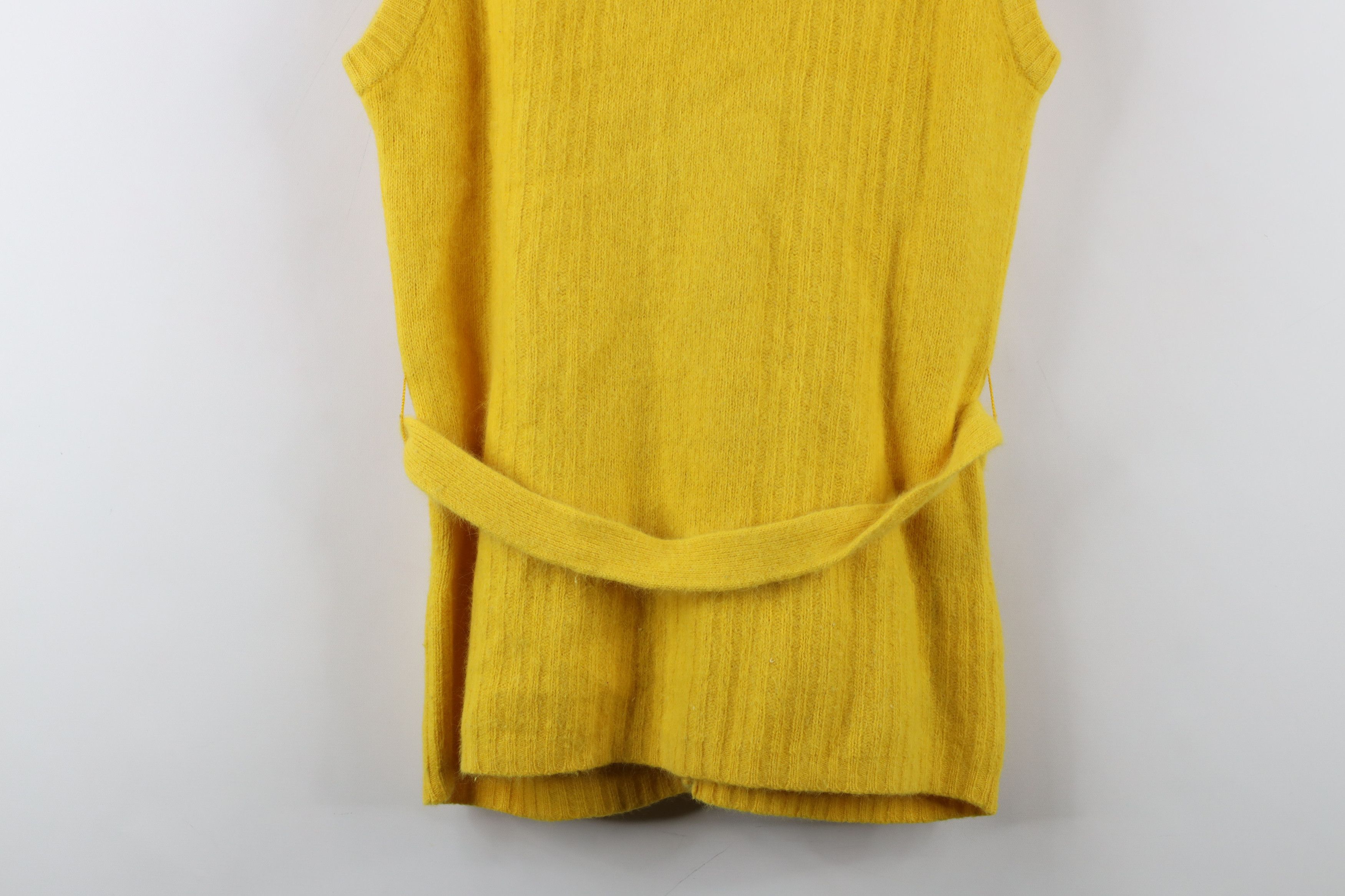 Vintage Vintage 60s Streetwear Lambswool Knit Sweater Vest Yellow Size S / US 4 / IT 40 - 9 Thumbnail