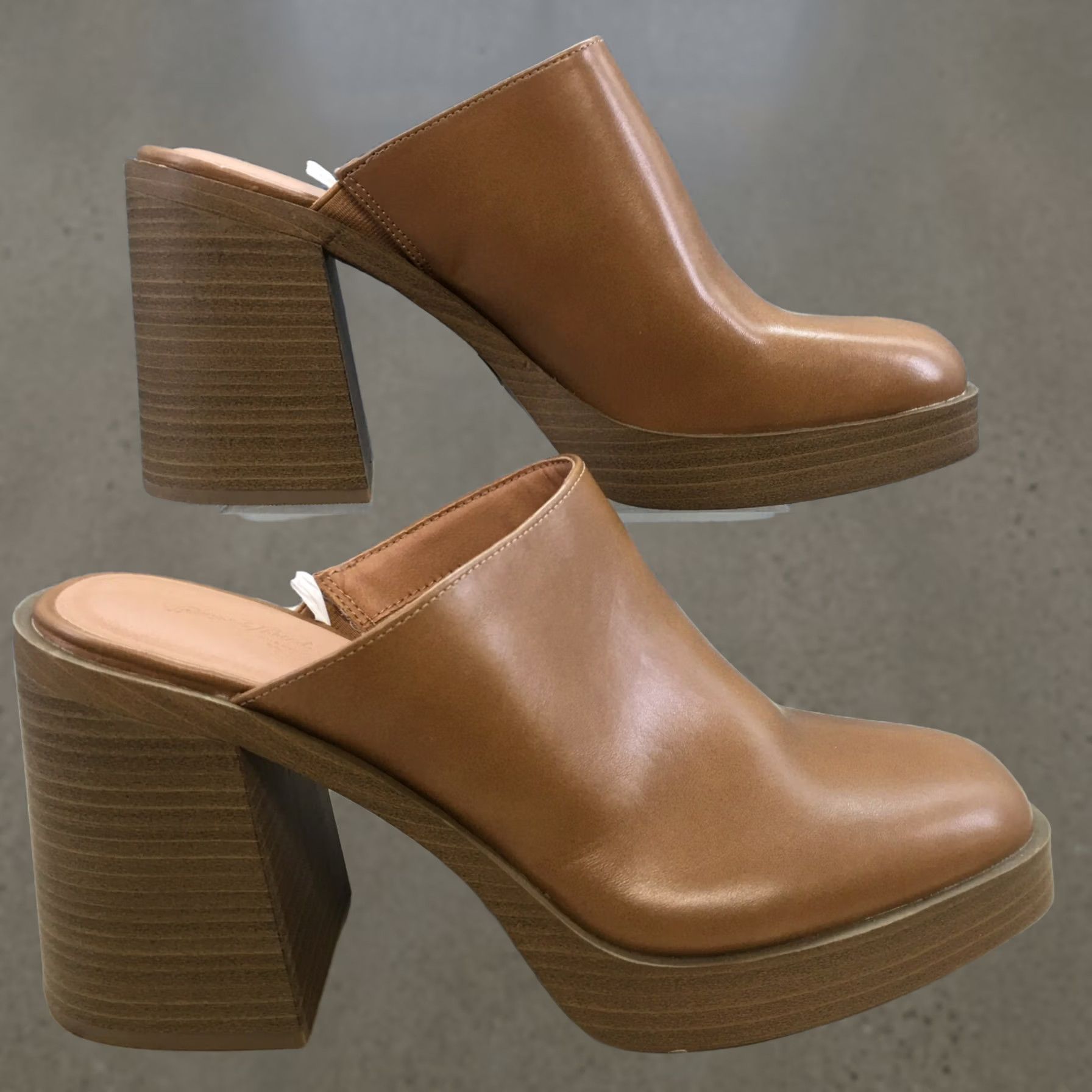 Vintage Universal Thread Mules Womens 11 Brown Faux Leather Platform Heels Casual Size US 11 / IT 41 - 1 Thumbnail