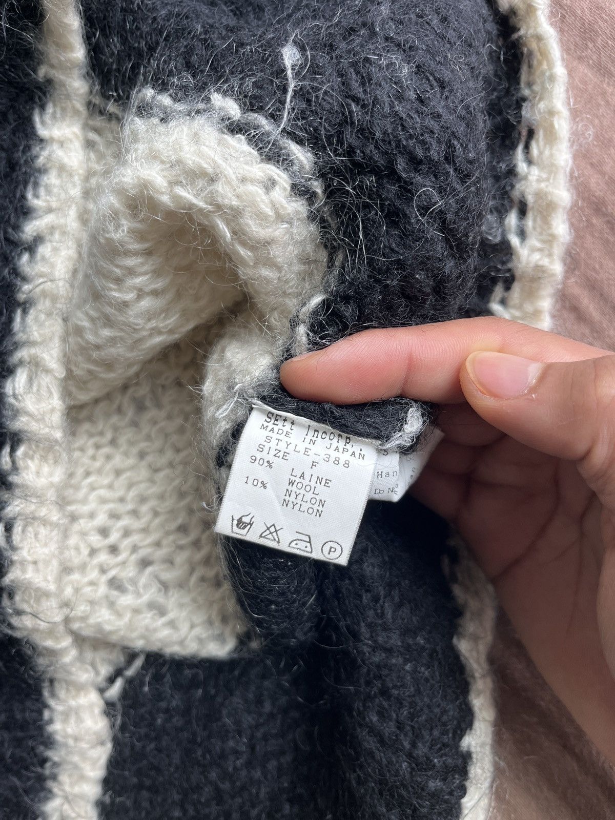 General Research 1998 Striped Mohair Sweater (SOLD) Size US M / EU 48-50 / 2 - 9 Thumbnail
