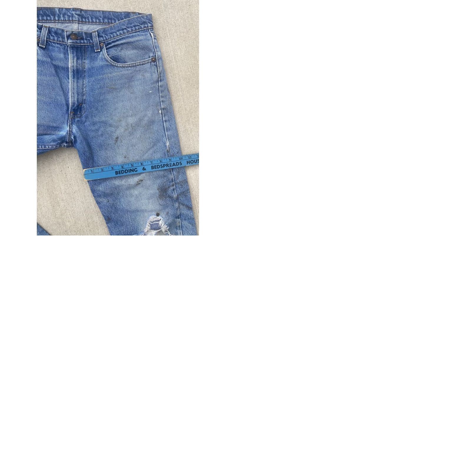 Levi's VINTAGE Levi's Jeans Distressed Worn Holes 34x31 See Measurements 5-Pocket Zip Fly Men Blue Denim Cotton 1980s-90s Size US 34 / EU 50 - 12 Thumbnail
