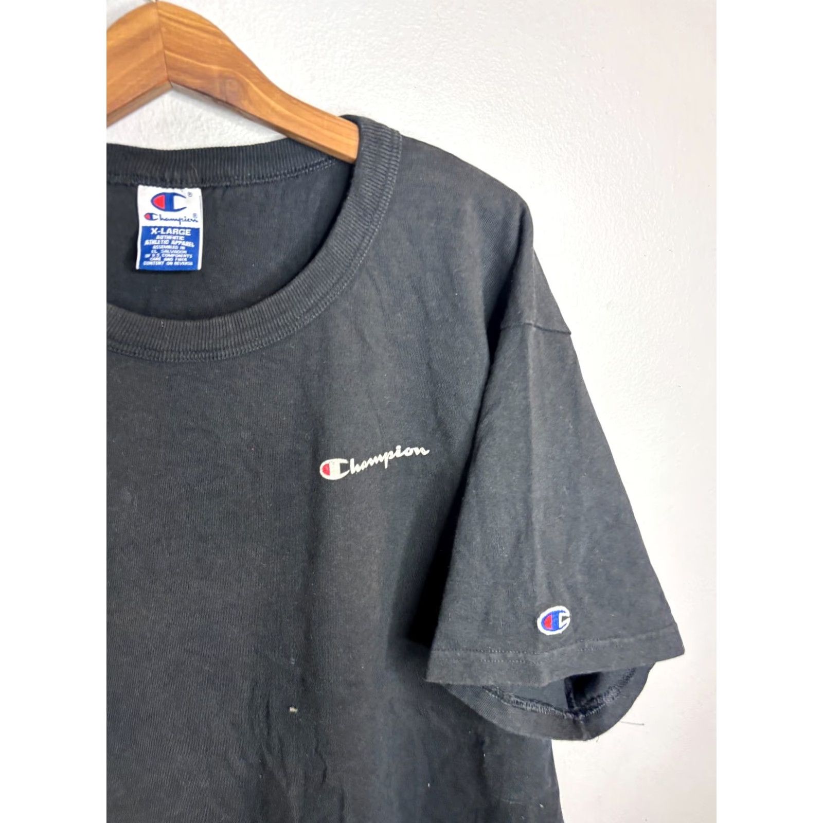 Champion Vintage Champion T-Shirt Crew Neck XL Black 80s Logo Short Sleeve Men Size US XL / EU 56 / 4 - 2 Thumbnail