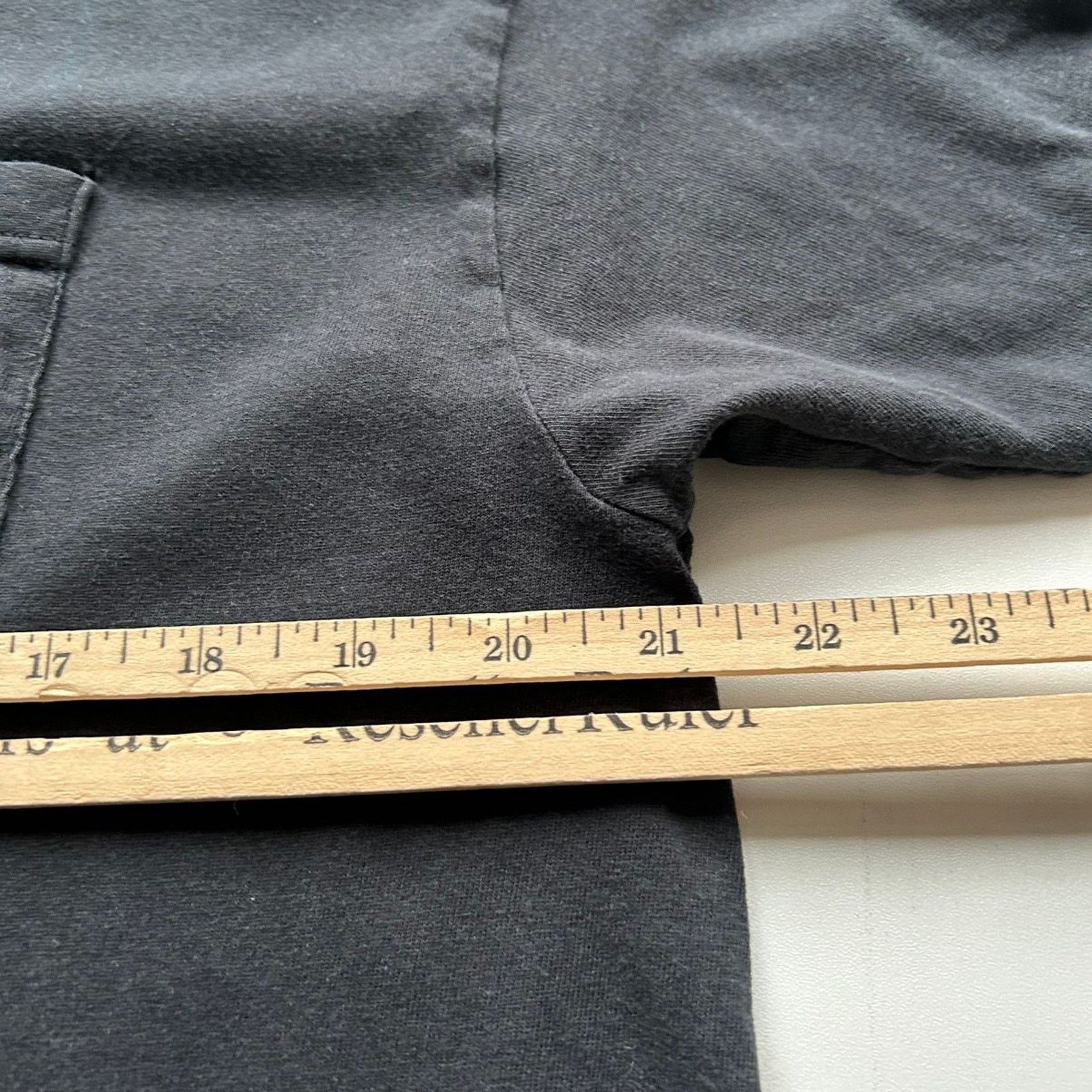 Vintage Vintage 2000s Faded Black Blank Pocket T Shirt Large Rare Size US L / EU 52-54 / 3 - 3 Thumbnail