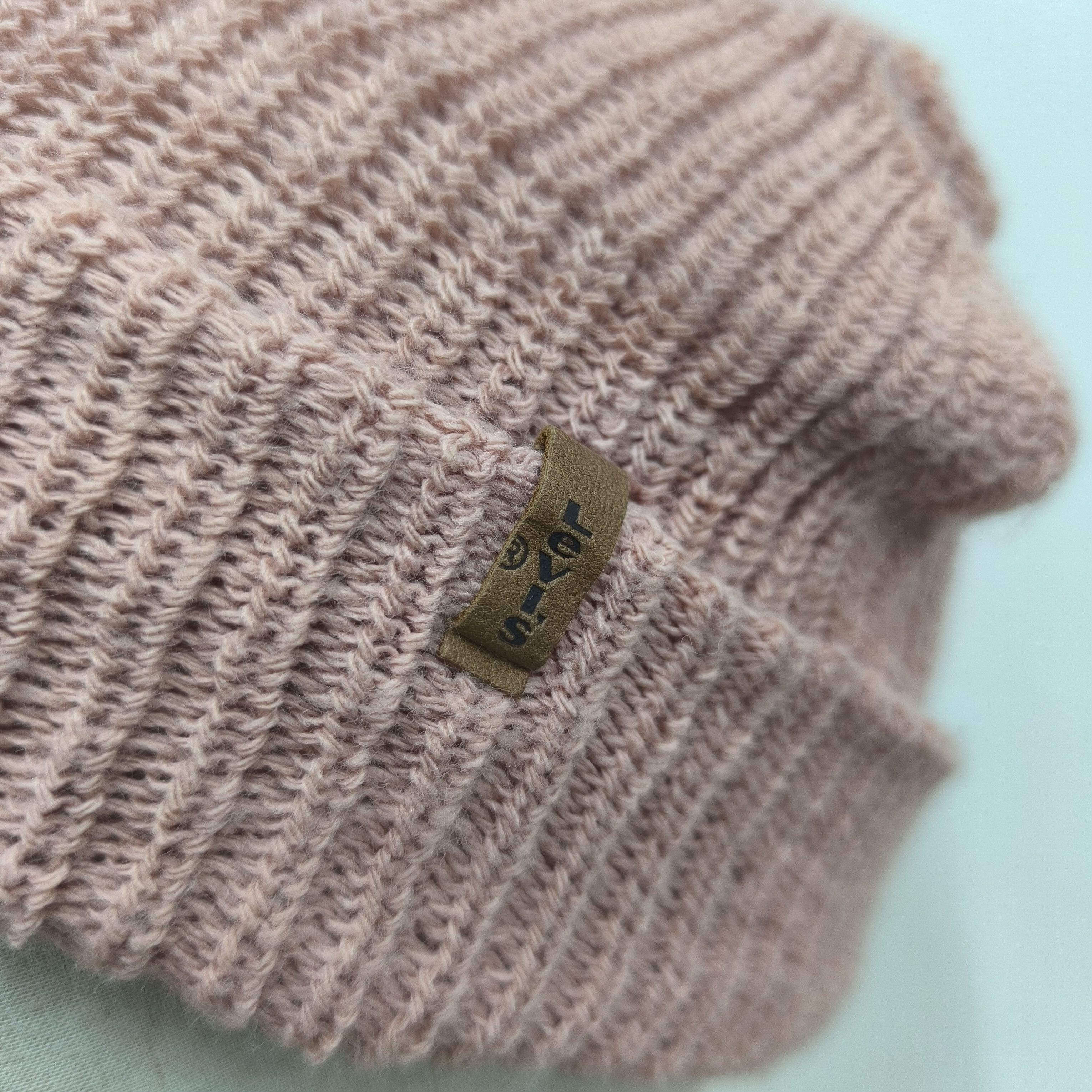 Levi's 🌟Levis leather patch made in italy short beanie hat Size ONE SIZE - 3 Thumbnail