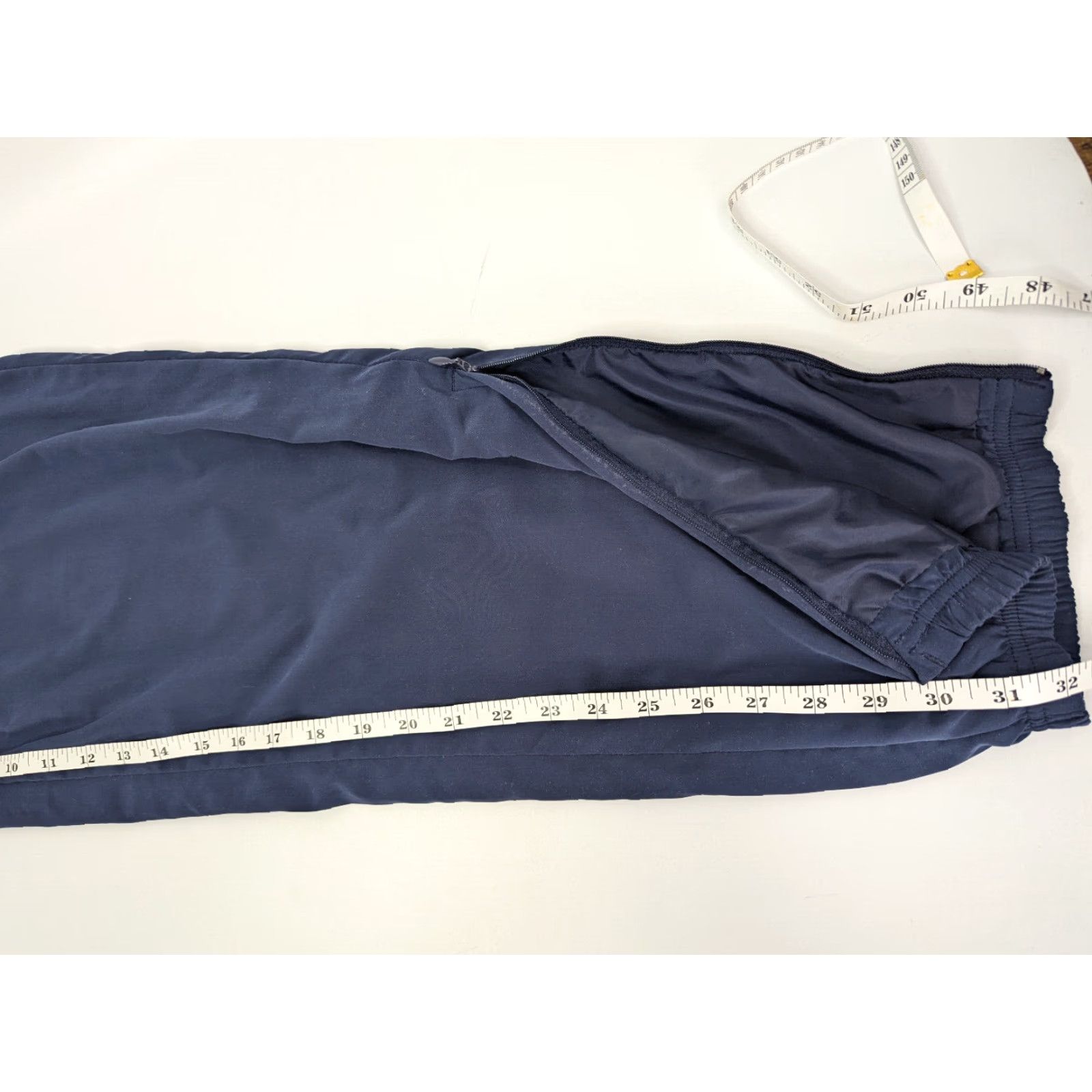 Adidas VINTAGE Adidas Equipment Track Pants Jogger Navy Blue Ankle Zip Size Large Size US 33 - 7 Thumbnail