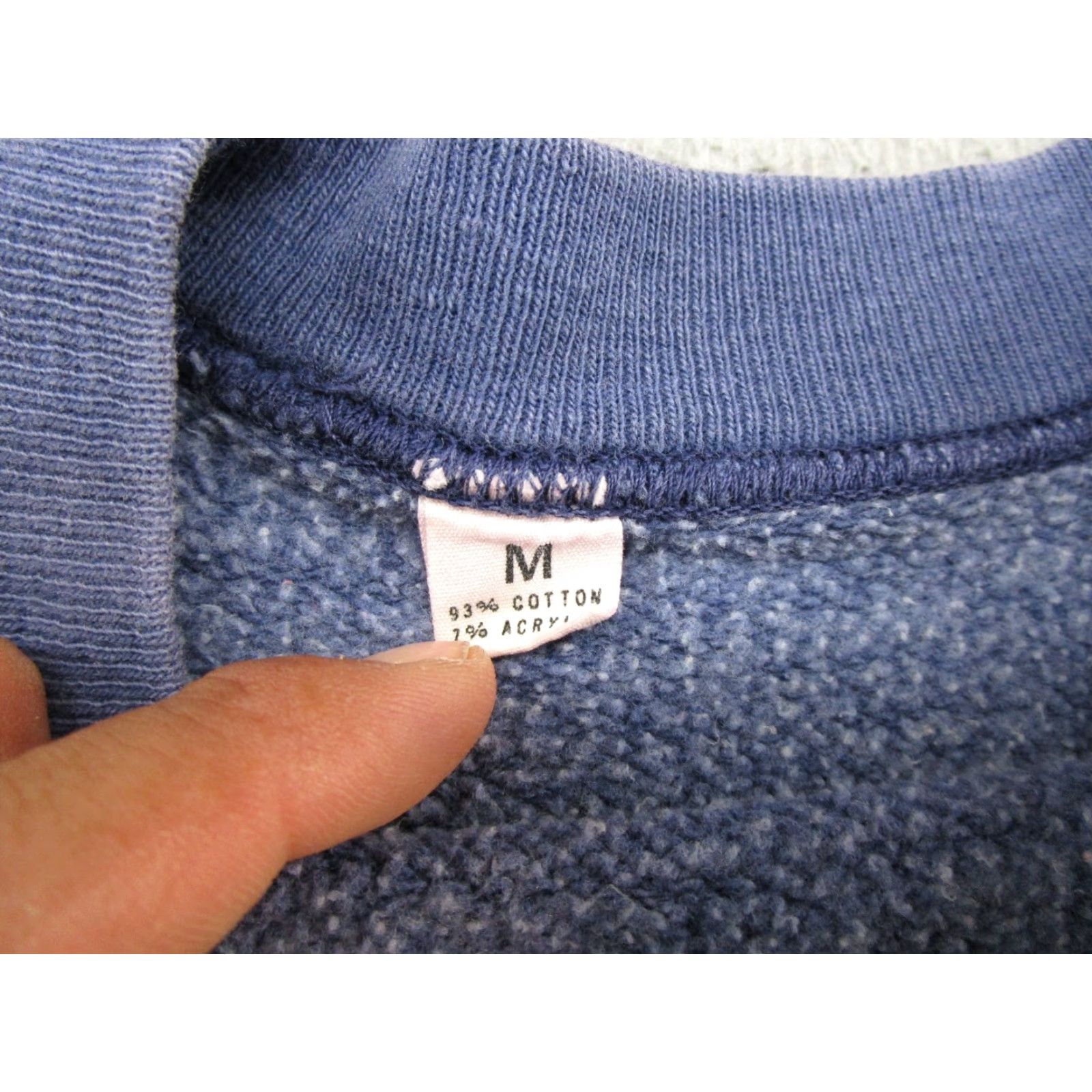 Vintage VINTAGE United States Navy Sweatshirt Shirt Raglan Sleeve Blue M Men Military Logo Pullover All Seasons Winter Fall Spring Hooded Crew Neck Size M Size US M / EU 48-50 / 2 - 3 Thumbnail