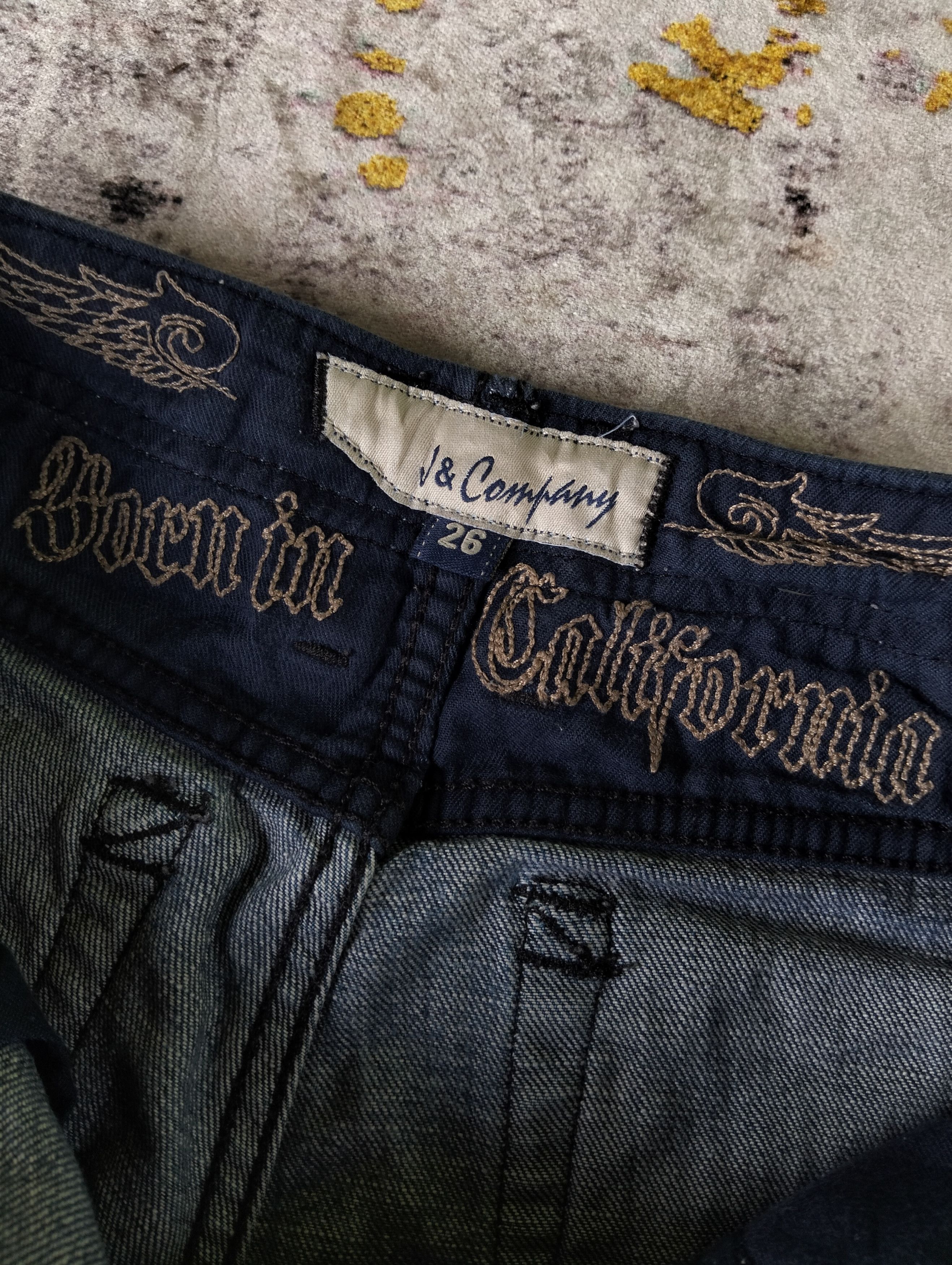 Tornado Mart J&Company Flared Bootcut Skull Embroidered Low Rise Jeans Size 26" / US 2 / IT 38 - 11 Thumbnail