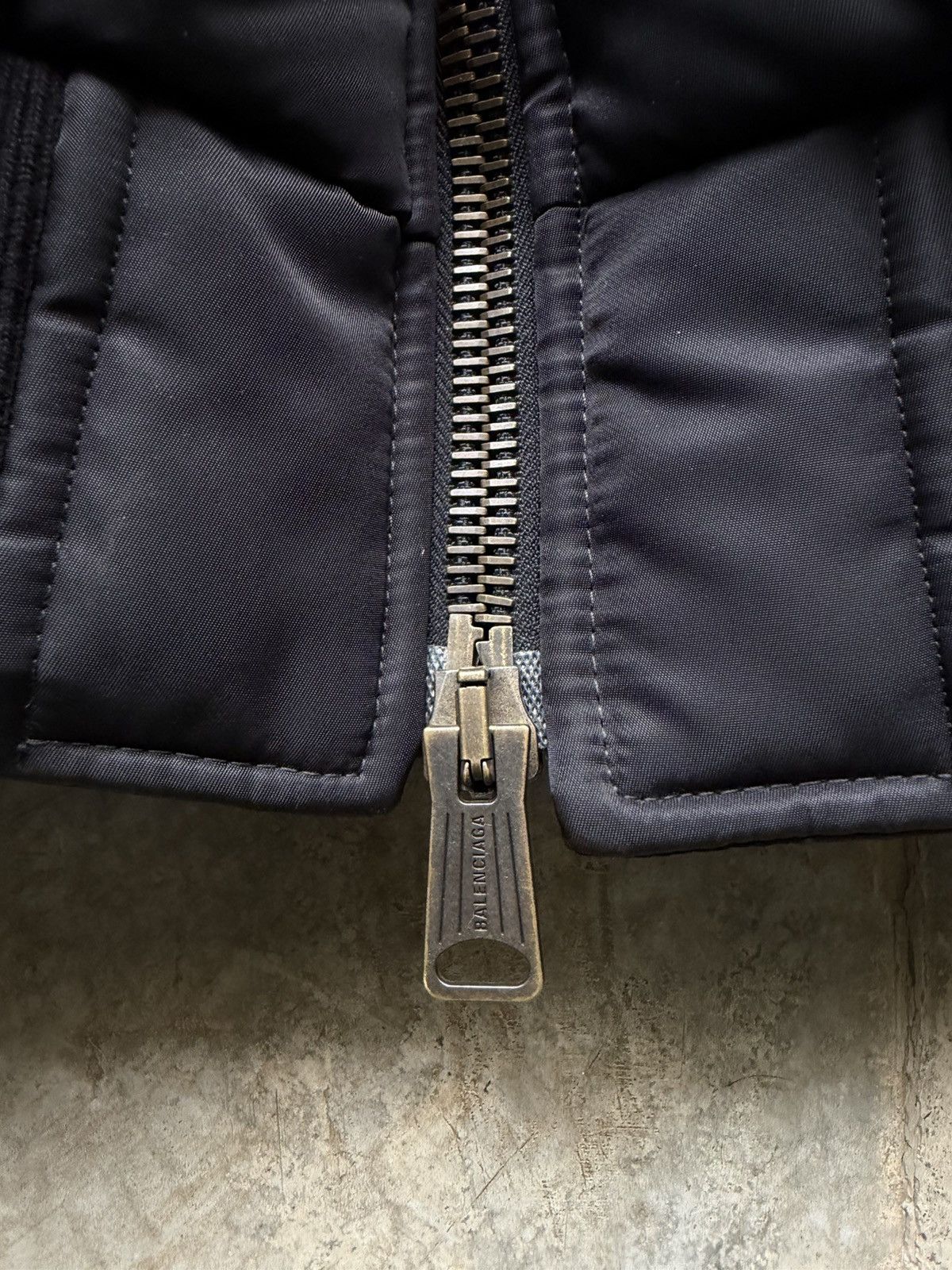 Balenciaga BALENCIAGA SS23 Runway Mud Carti Padded Nylon Steroid Bomber Size US S / EU 44-46 / 1 - 4 Thumbnail