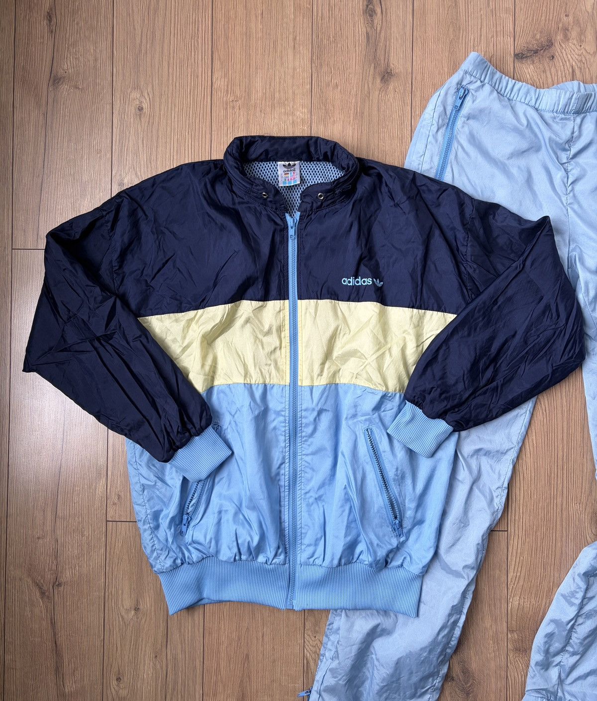Adidas Adidas Casual Vintage Iconic Sport Track Suit Size US M / EU 48-50 / 2 - 2 Thumbnail
