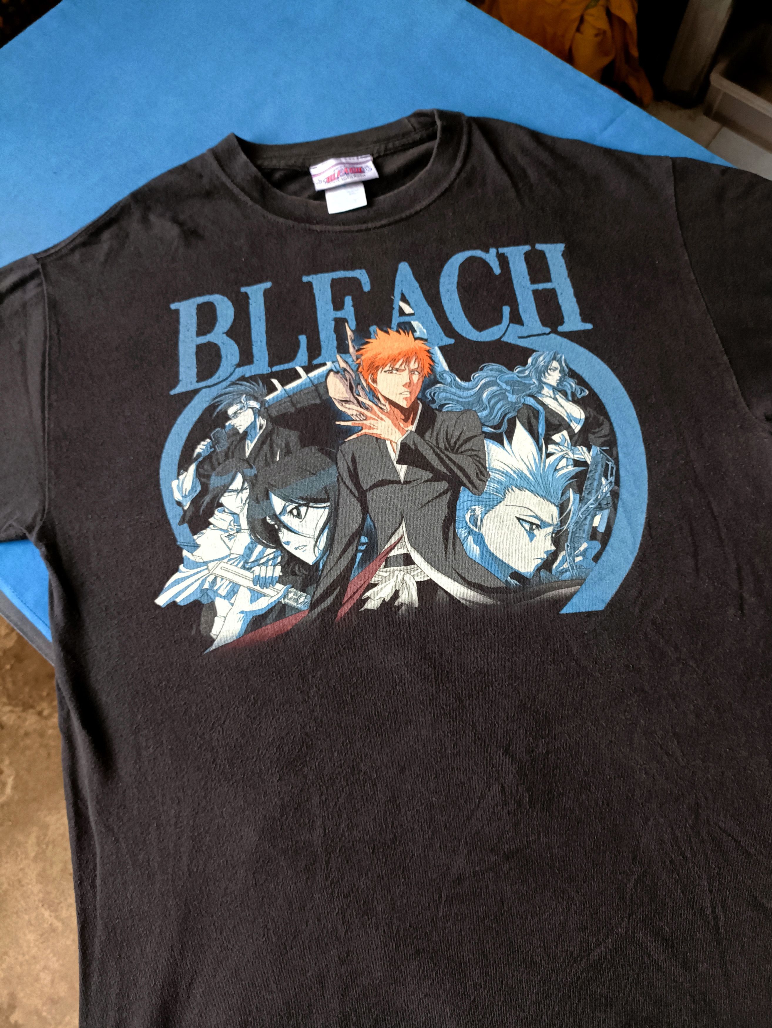 Anime VINTAGE BLEACH ANIME Size US M / EU 48-50 / 2 - 3 Thumbnail