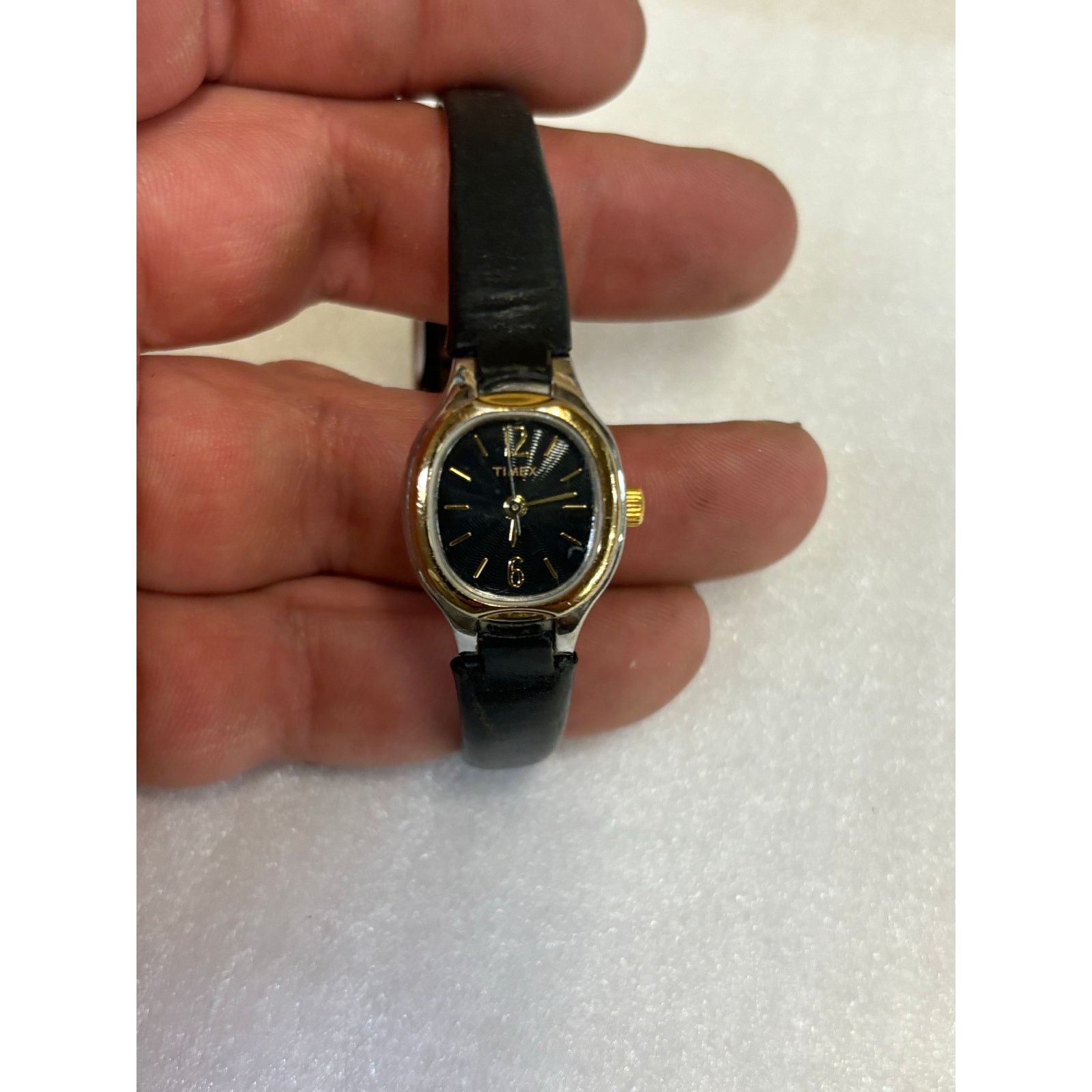 Timex Timex Women’s Watch! New Battery! Size ONE SIZE - 2 Thumbnail