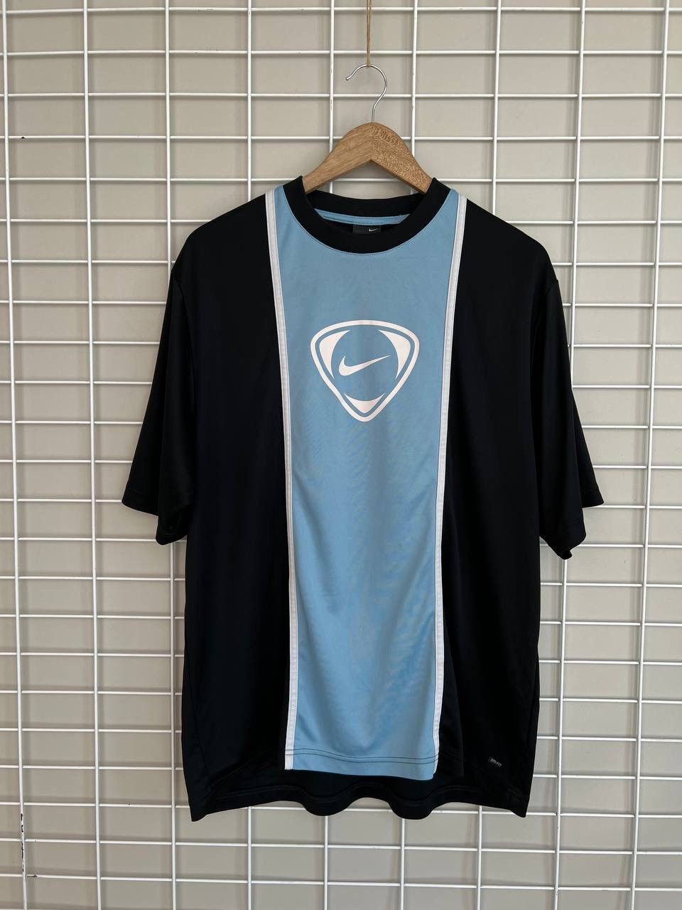 Nike Nike Total 90 Vintage T-Shirt Mens Size XL Logo Jersey Black Size US XL / EU 56 / 4 - 1 Thumbnail