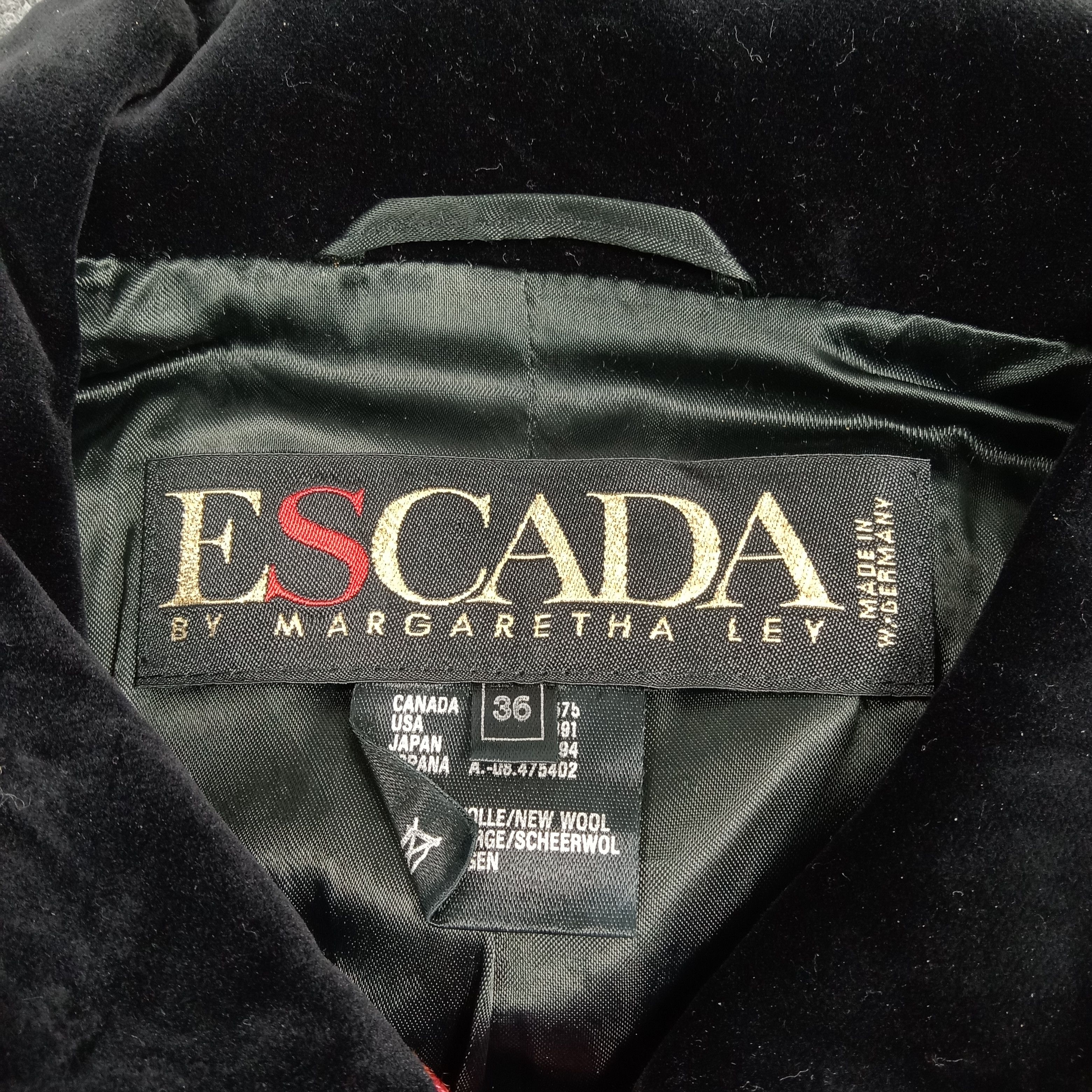 Escada Escada by Margaretha Ley Flower Blazer C27315 Size XS / US 0-2 / IT 36-38 - 3 Thumbnail