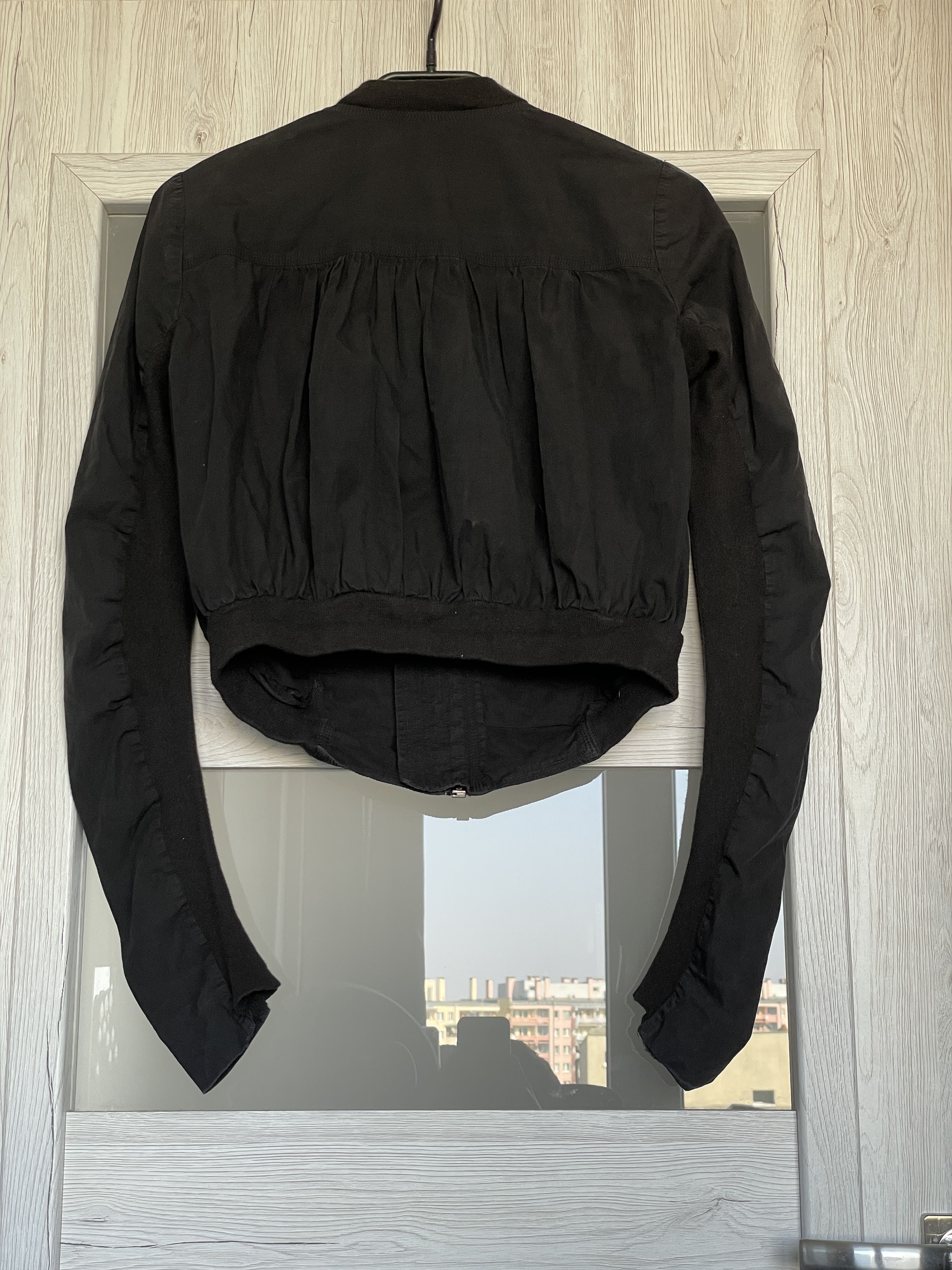Rick Owens RICK OWENS LONG SLEEVES CROPPED BLACK BOMBER JACKET Size S / US 4 / IT 40 - 2 Thumbnail