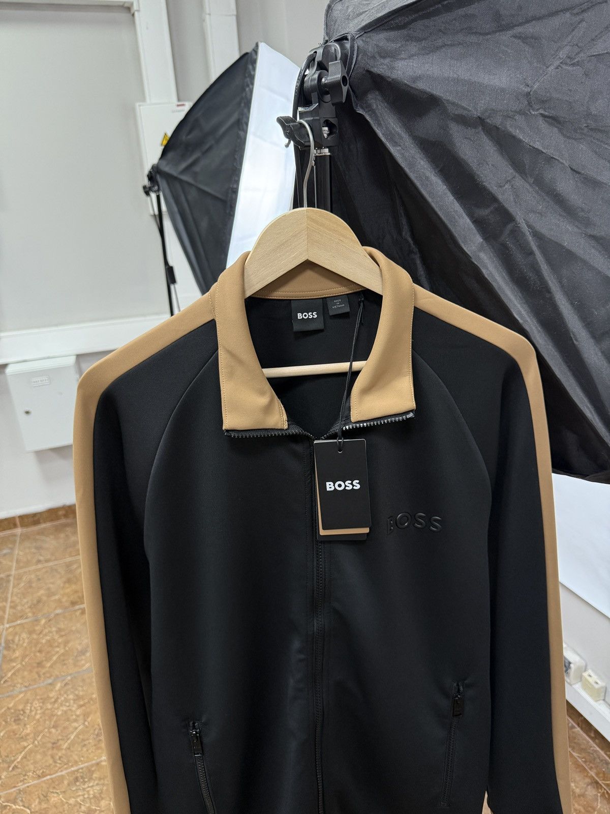 Hugo Boss 🇩🇪 NEW❗️BOSS Hugo Boss Athleisure Track Zip Jacket NWT Classic Size US L / EU 52-54 / 3 - 7 Thumbnail