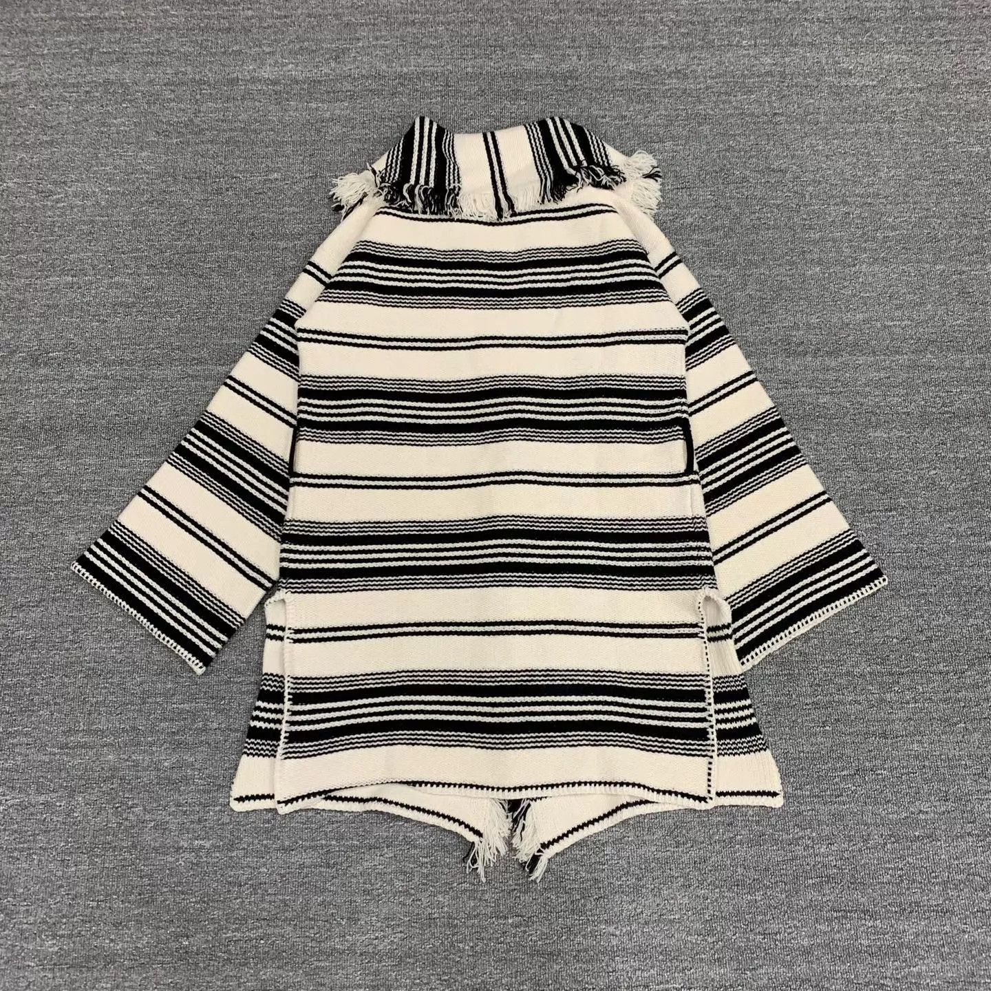 Dior Dior B&W Striped Wool Fringe Cardigan 36 95New Size XS / US 0-2 / IT 36-38 - 2 Thumbnail