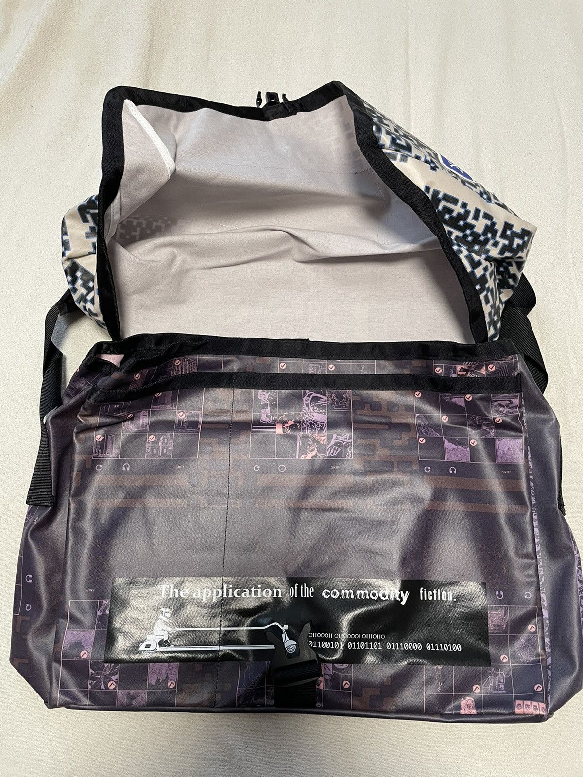 Cav Empt Cav Empt Design Messenger Bag Size ONE SIZE - 4 Thumbnail
