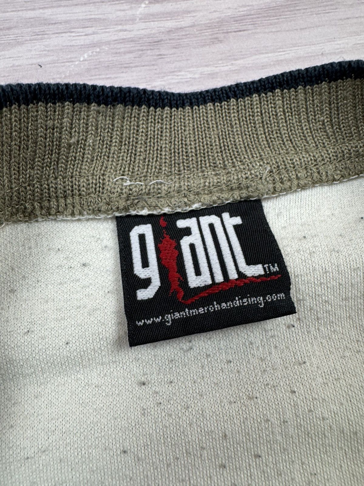 Vintage Vintage 90s Korn Giant Small Logo T shirt XL sz Size US XL / EU 56 / 4 - 10 Thumbnail