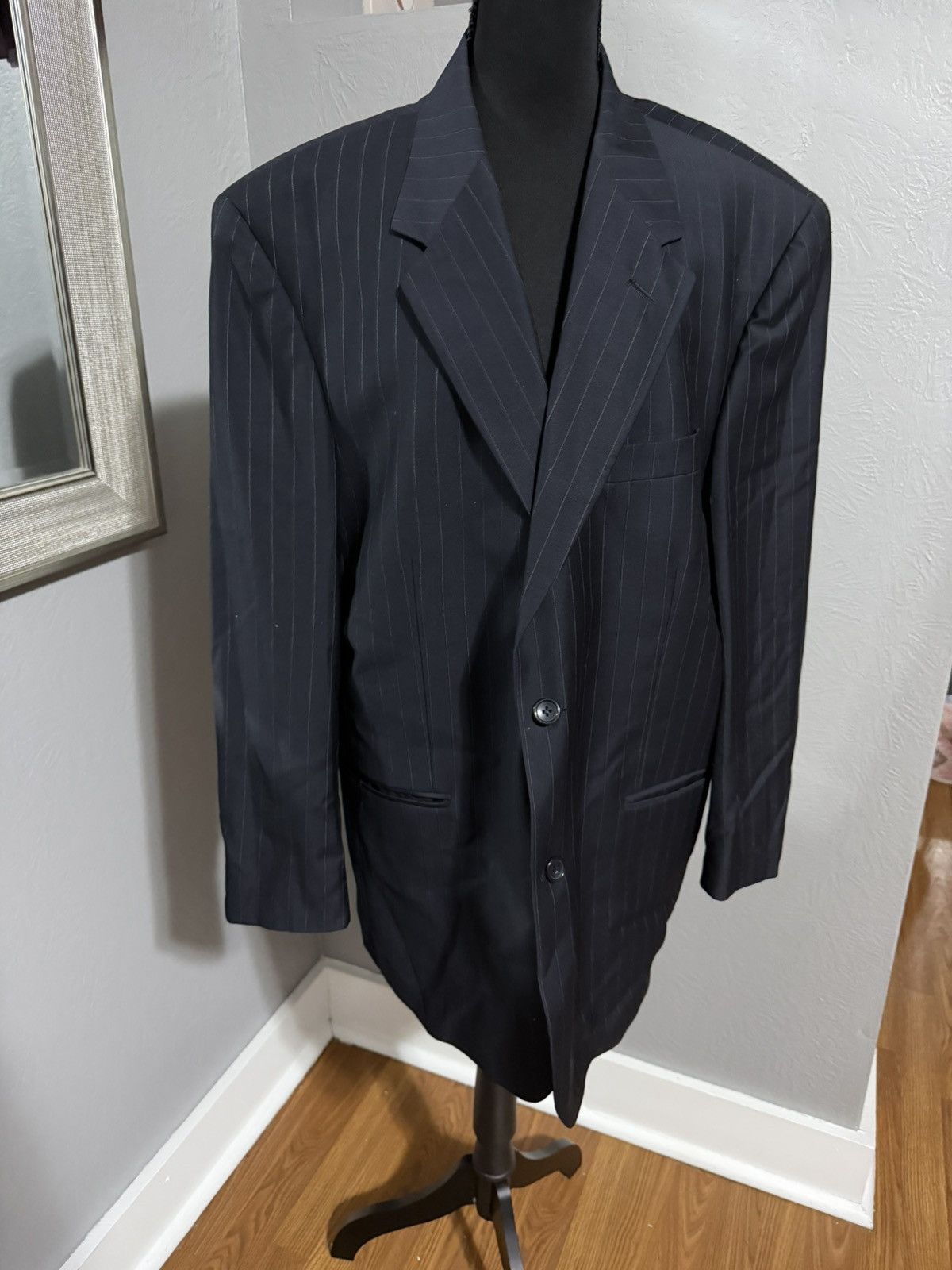 Other Cesarani Lanificio Tessuti Wool Pinstriped Blazer 42R x 36W. Size 42R - 1 Thumbnail