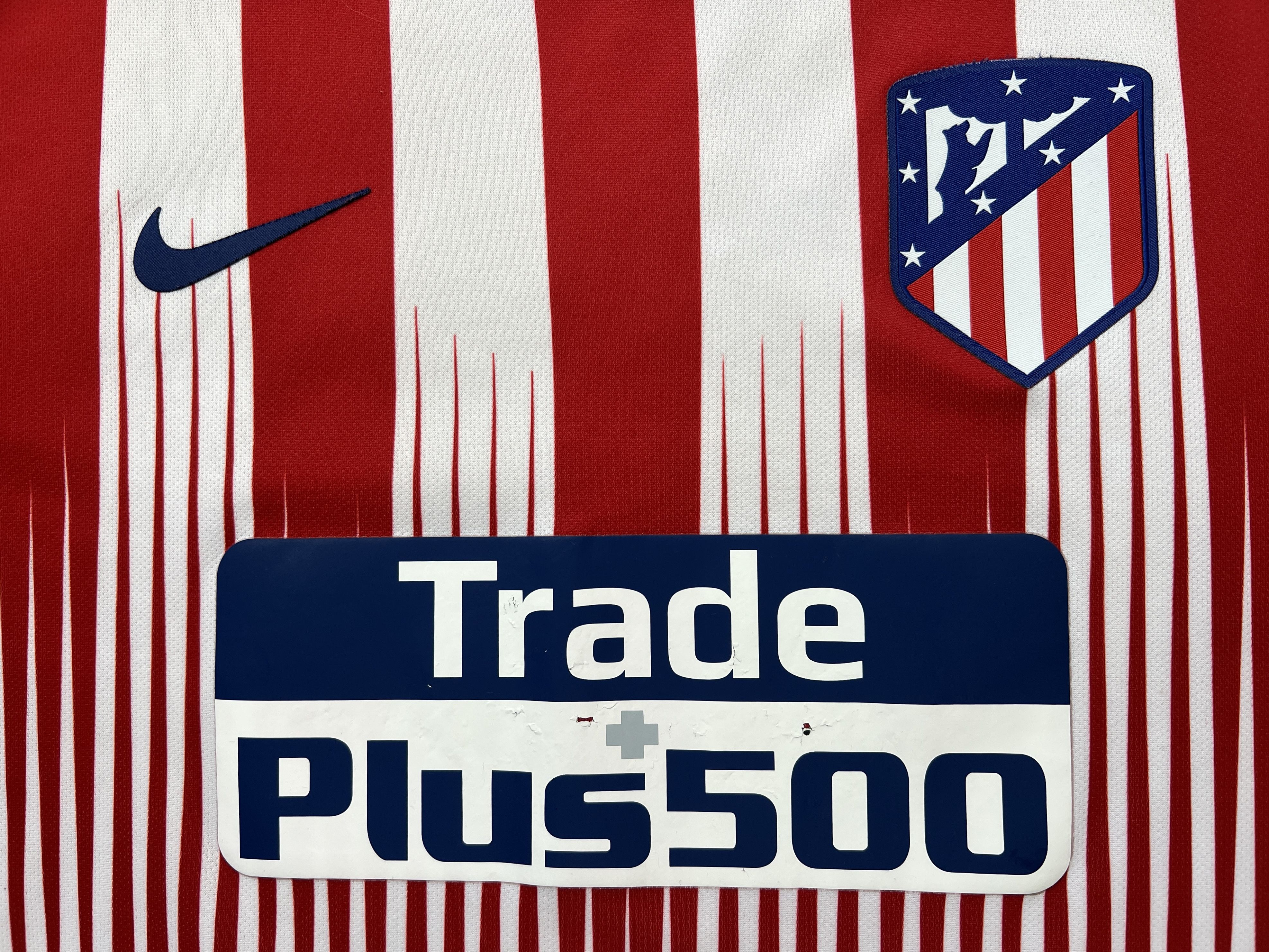 Nike Nike Atletico Madrid 18/19 Home Jersey La Liga Size L Size US L / EU 52-54 / 3 - 7 Thumbnail